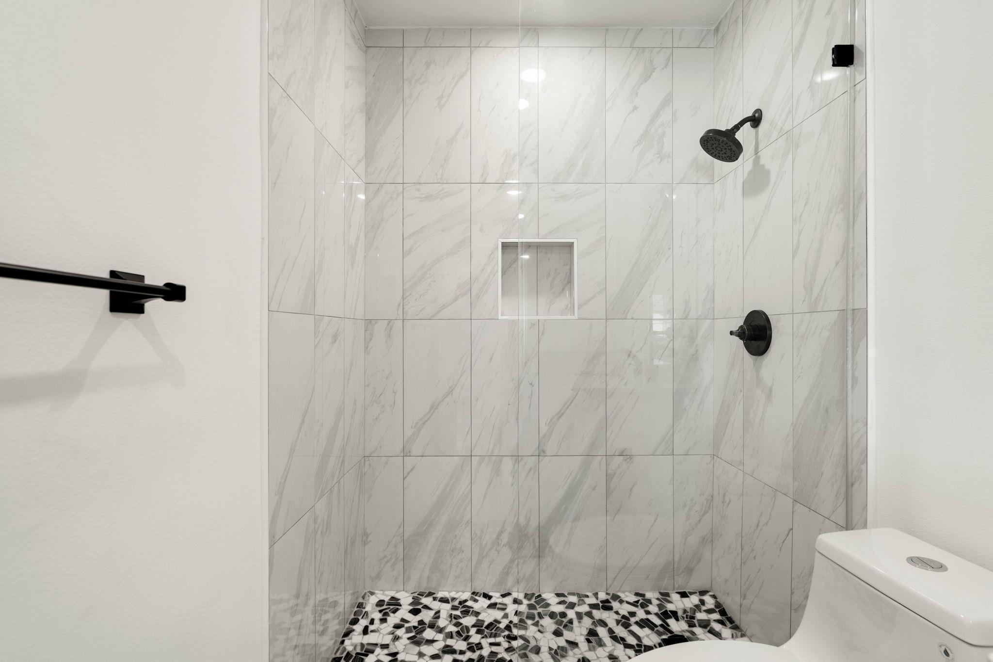 1200 E 52nd St #209 Property Photo 24