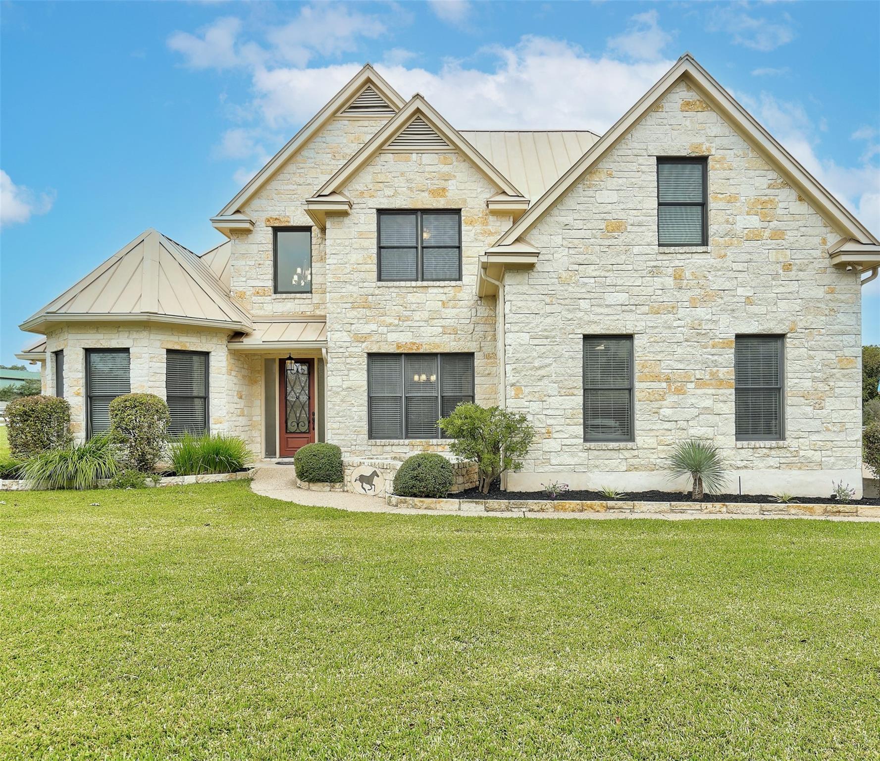 101 Mallet Ct Property Photo 1