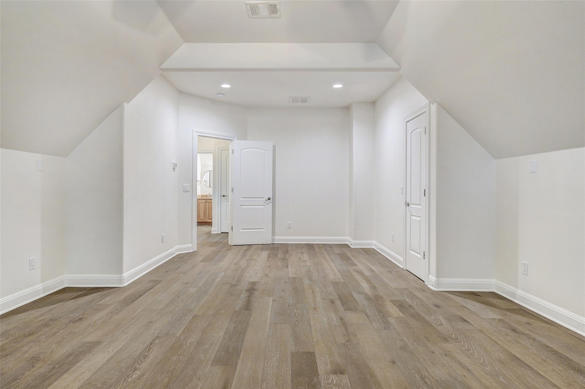 101 Mallet Ct Property Photo 29