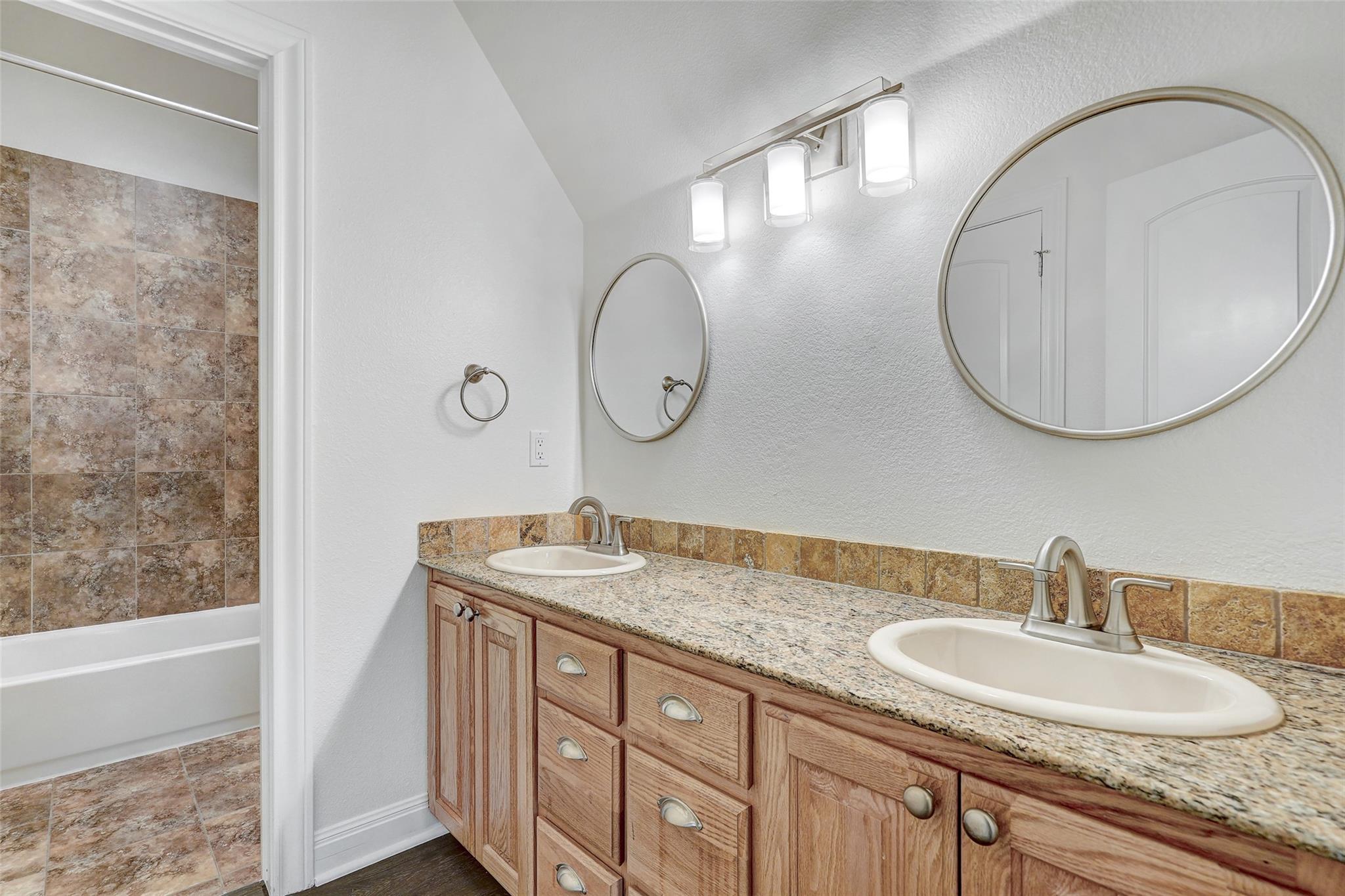 101 Mallet Ct Property Photo 31