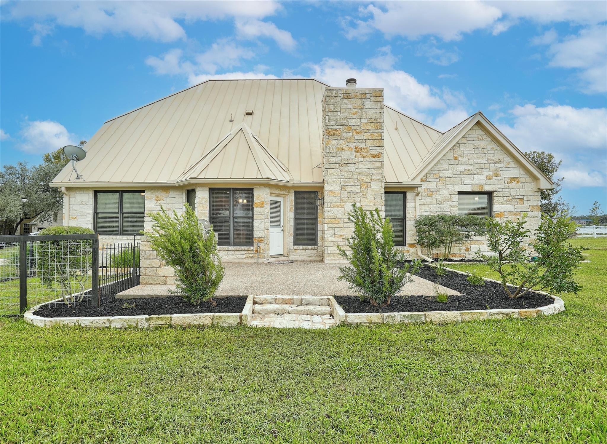 101 Mallet Ct Property Photo 33