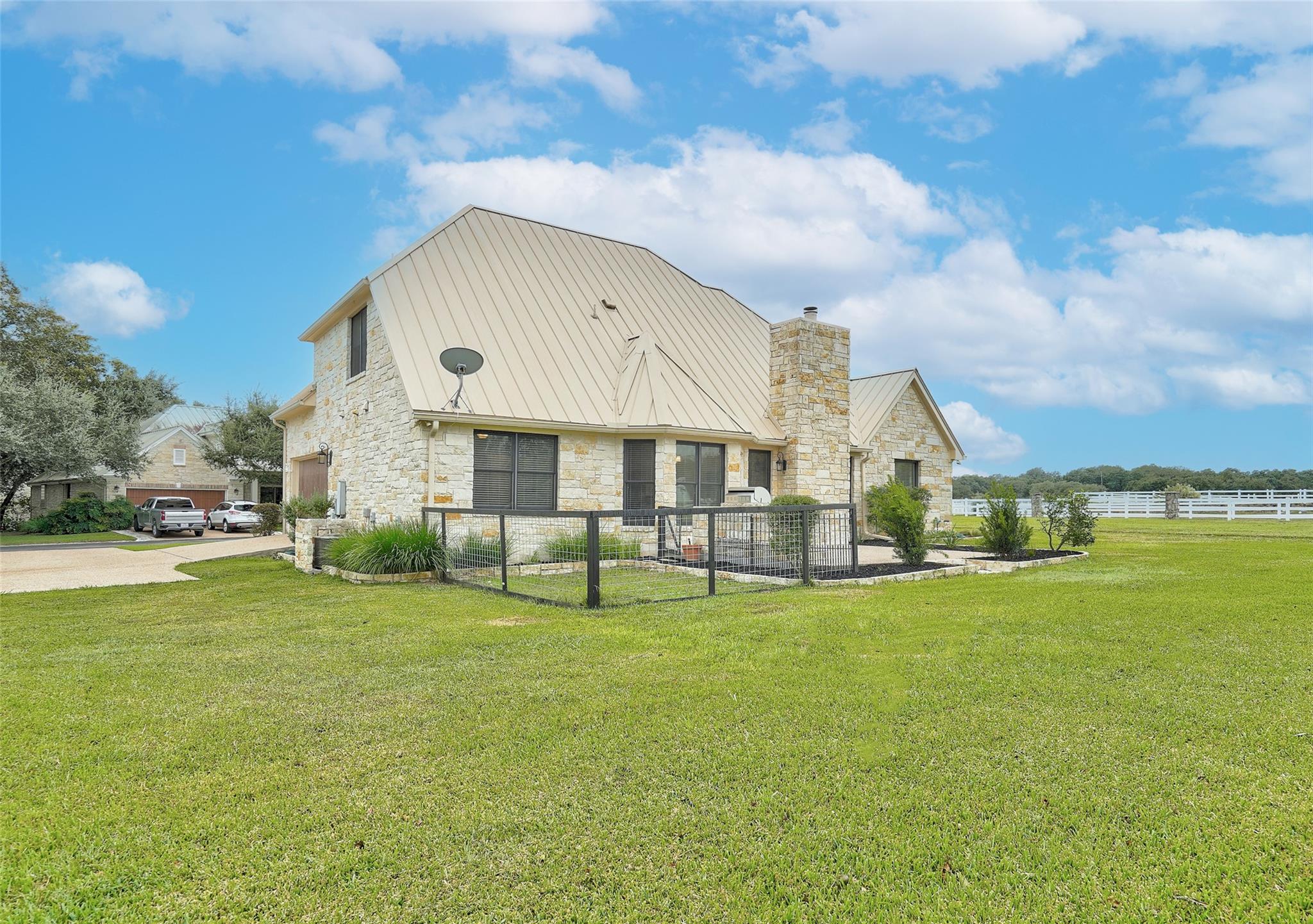 101 Mallet Ct Property Photo 37