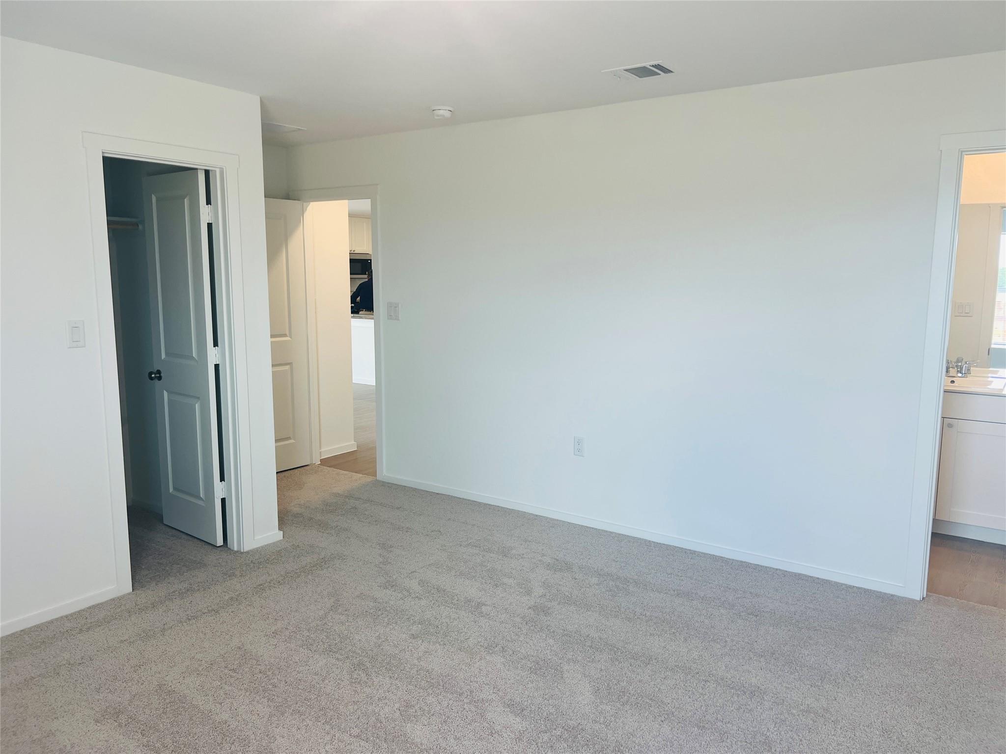 6827157 Property Photo 6