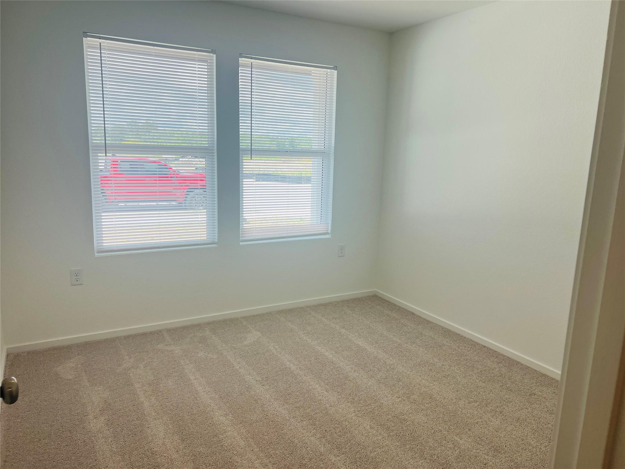6827157 Property Photo 10