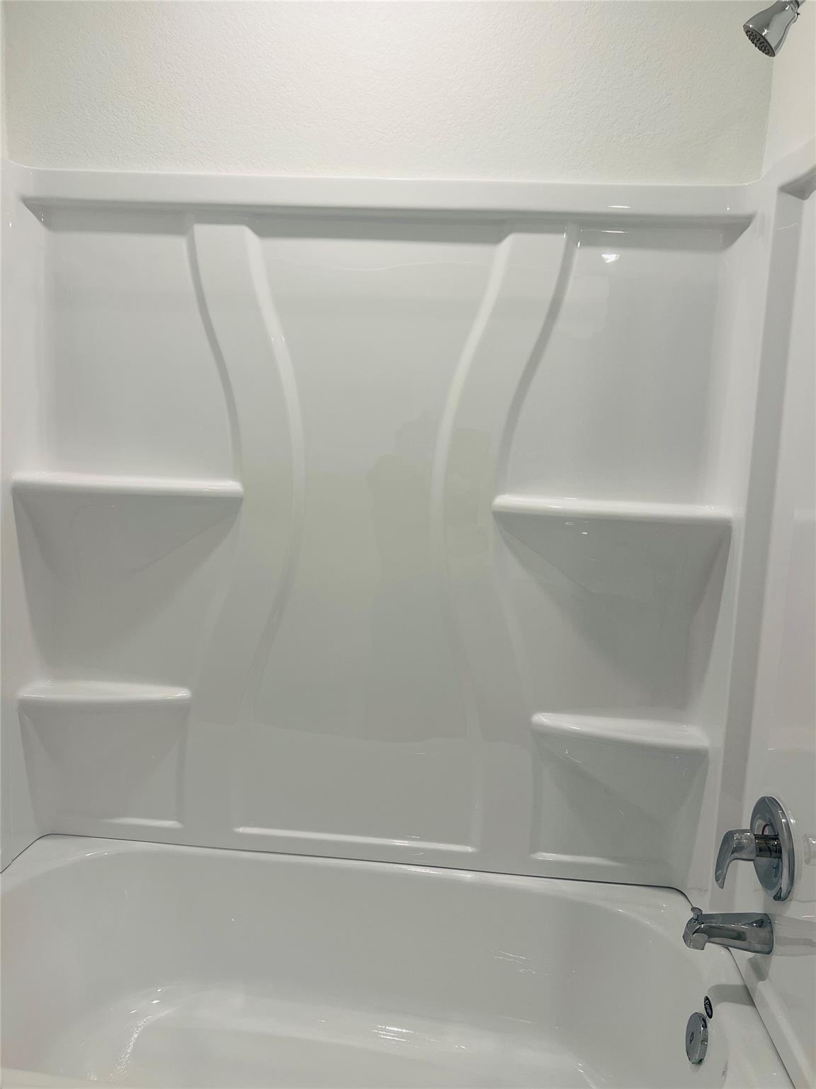 6827157 Property Photo 11