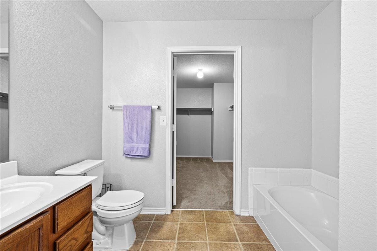6507 Eudora Cv Property Photo 16