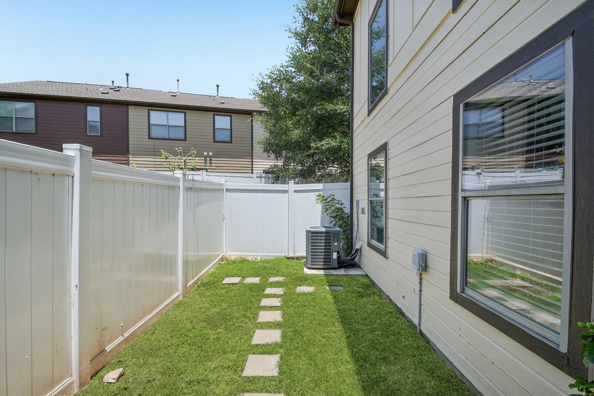11116 Bright Leaf Ter Property Photo 26