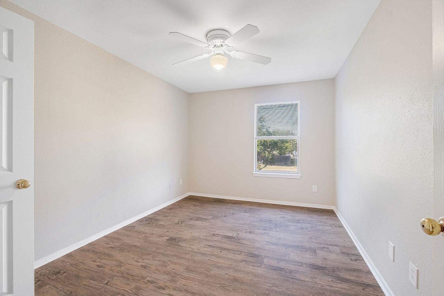 2214 Katy Ln #d Property Photo 14