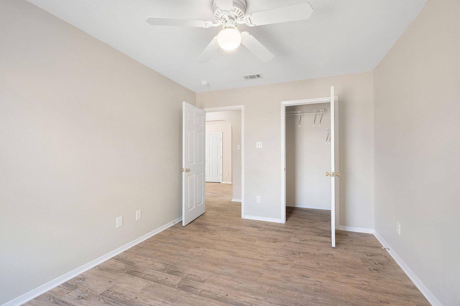 2214 Katy Ln #d Property Photo 15