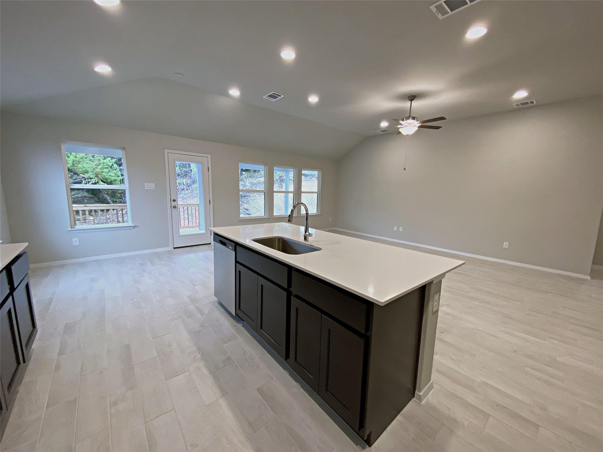 20915 Oak Dale Dr Property Photo 8