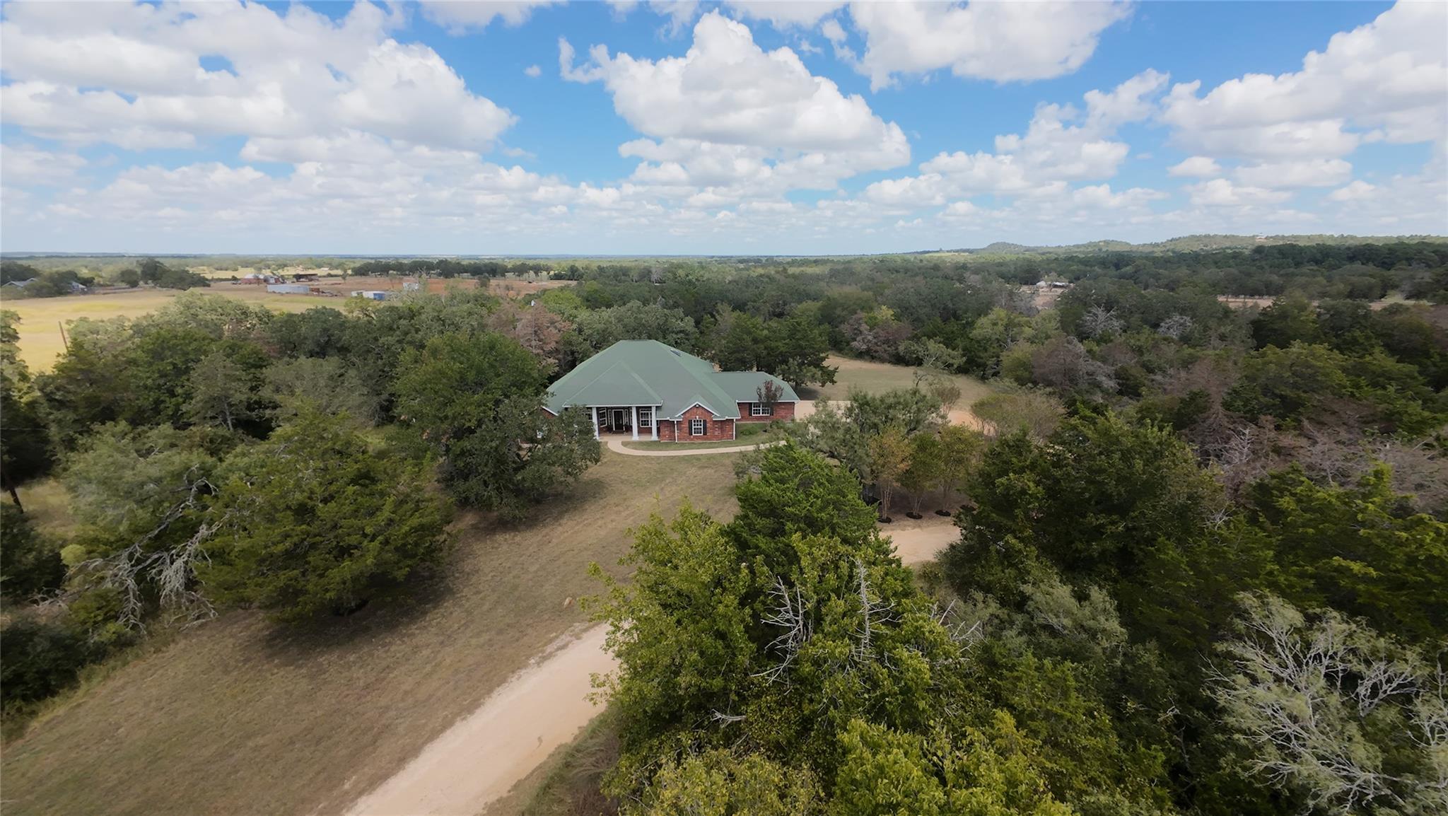 741 Knobbs Rd Property Photo 23