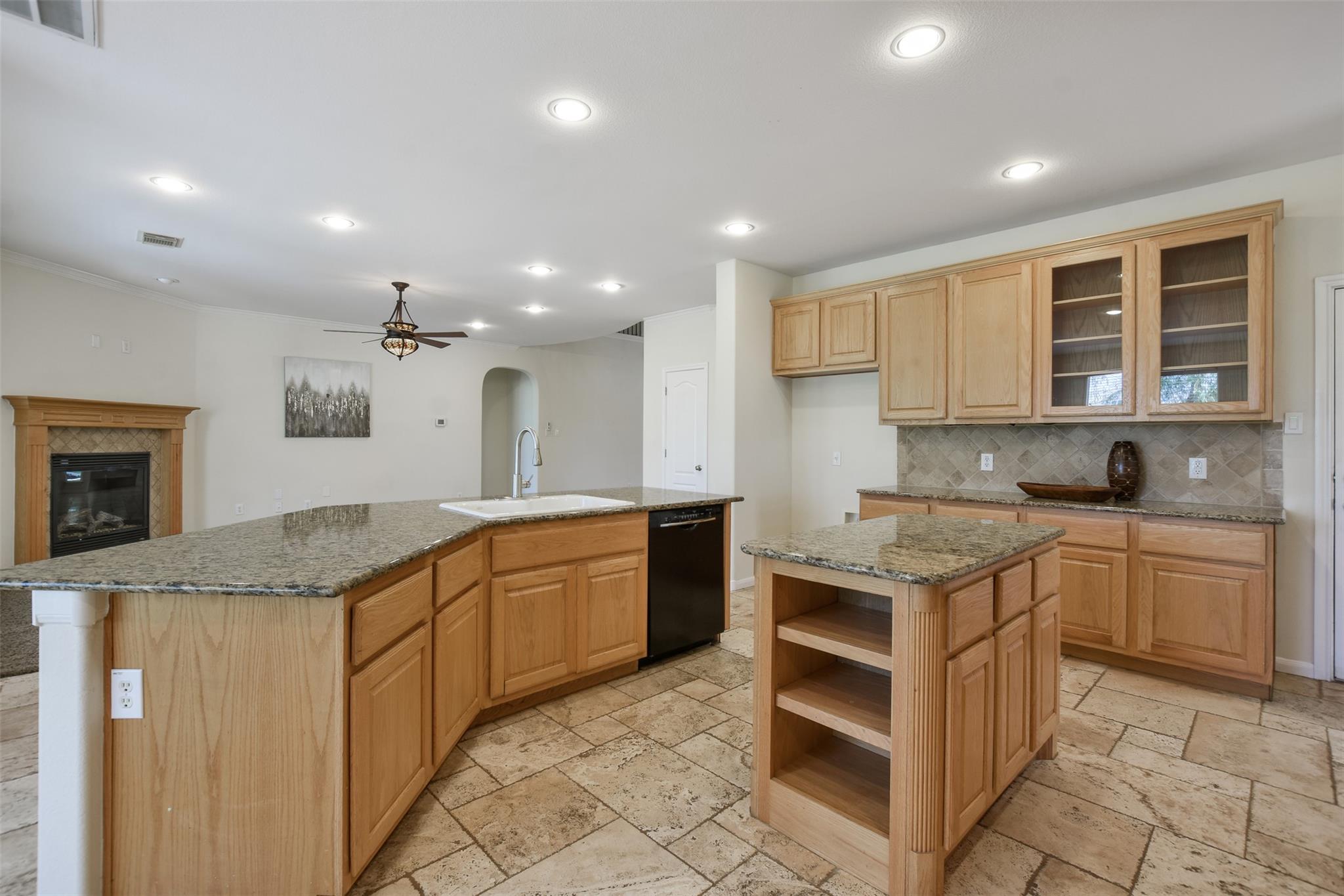 2000 Mcillwain Cv Property Photo 10