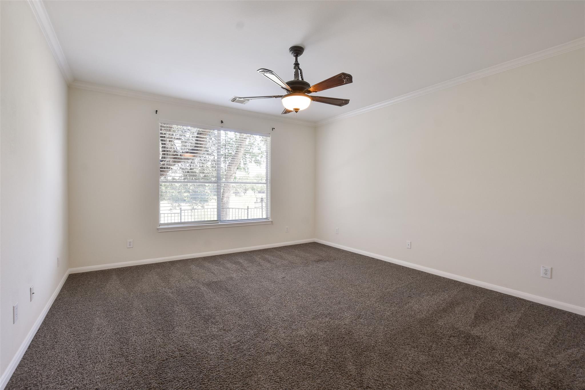 2000 Mcillwain Cv Property Photo 19