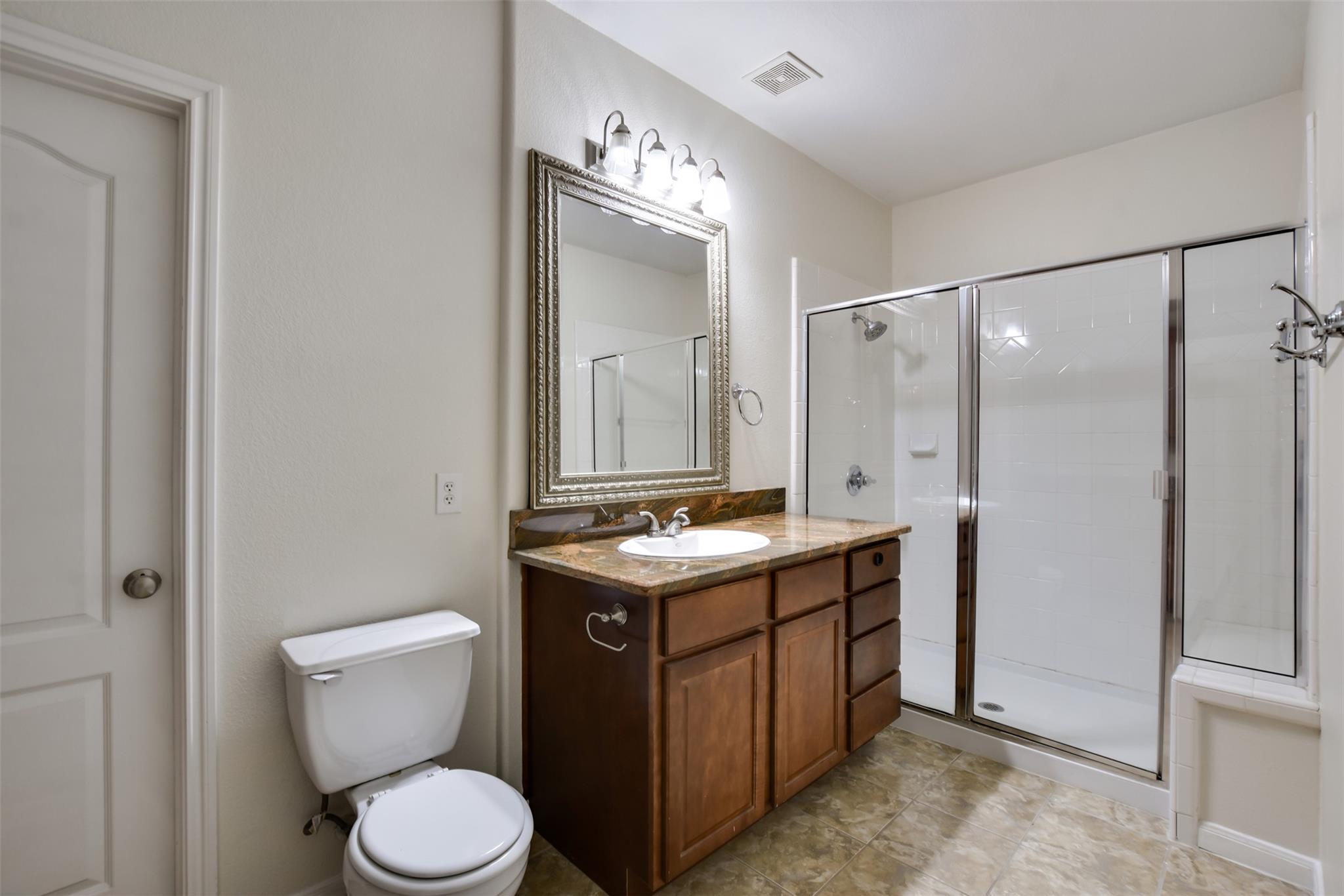 2000 Mcillwain Cv Property Photo 28