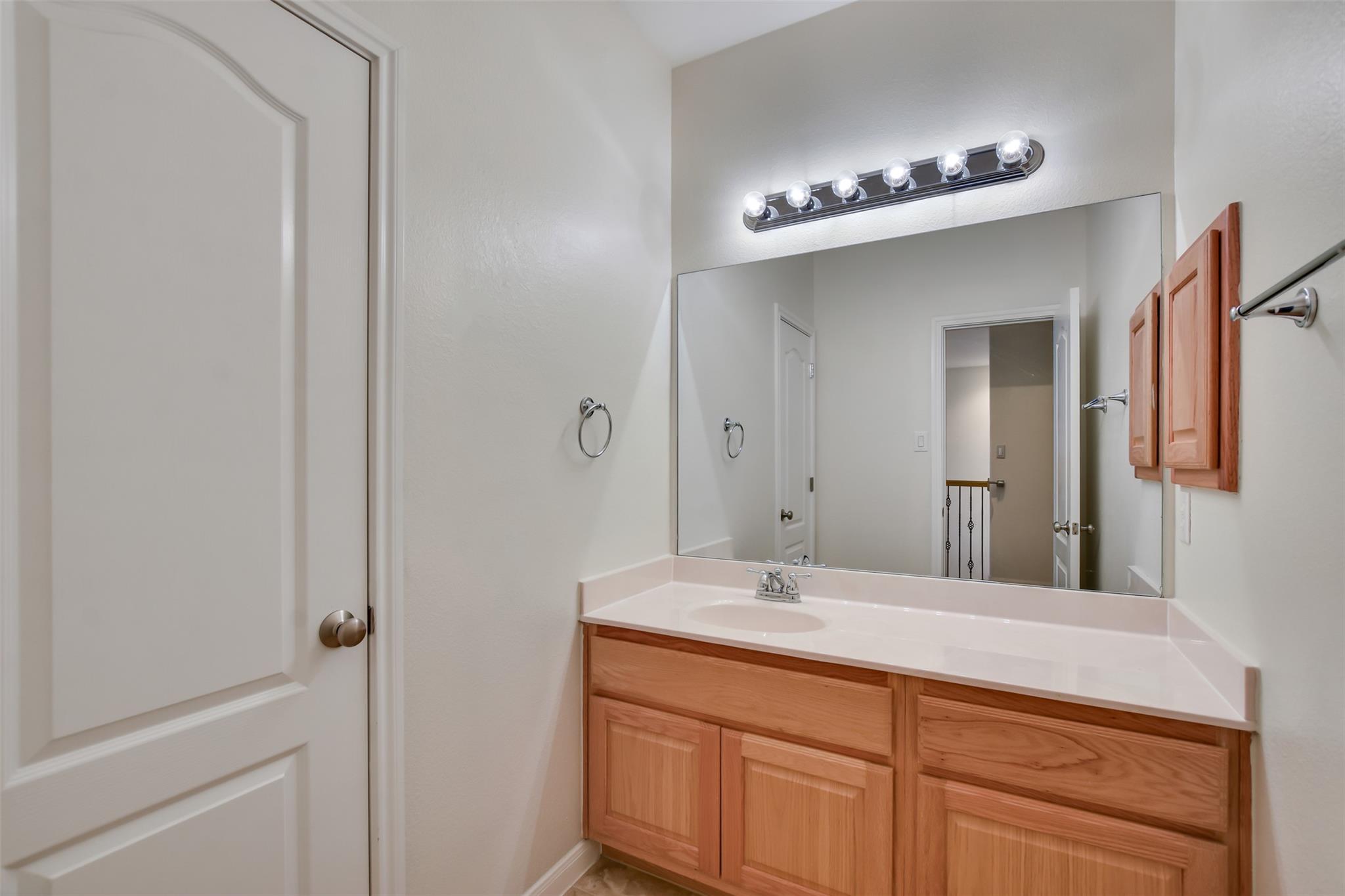 2000 Mcillwain Cv Property Photo 31