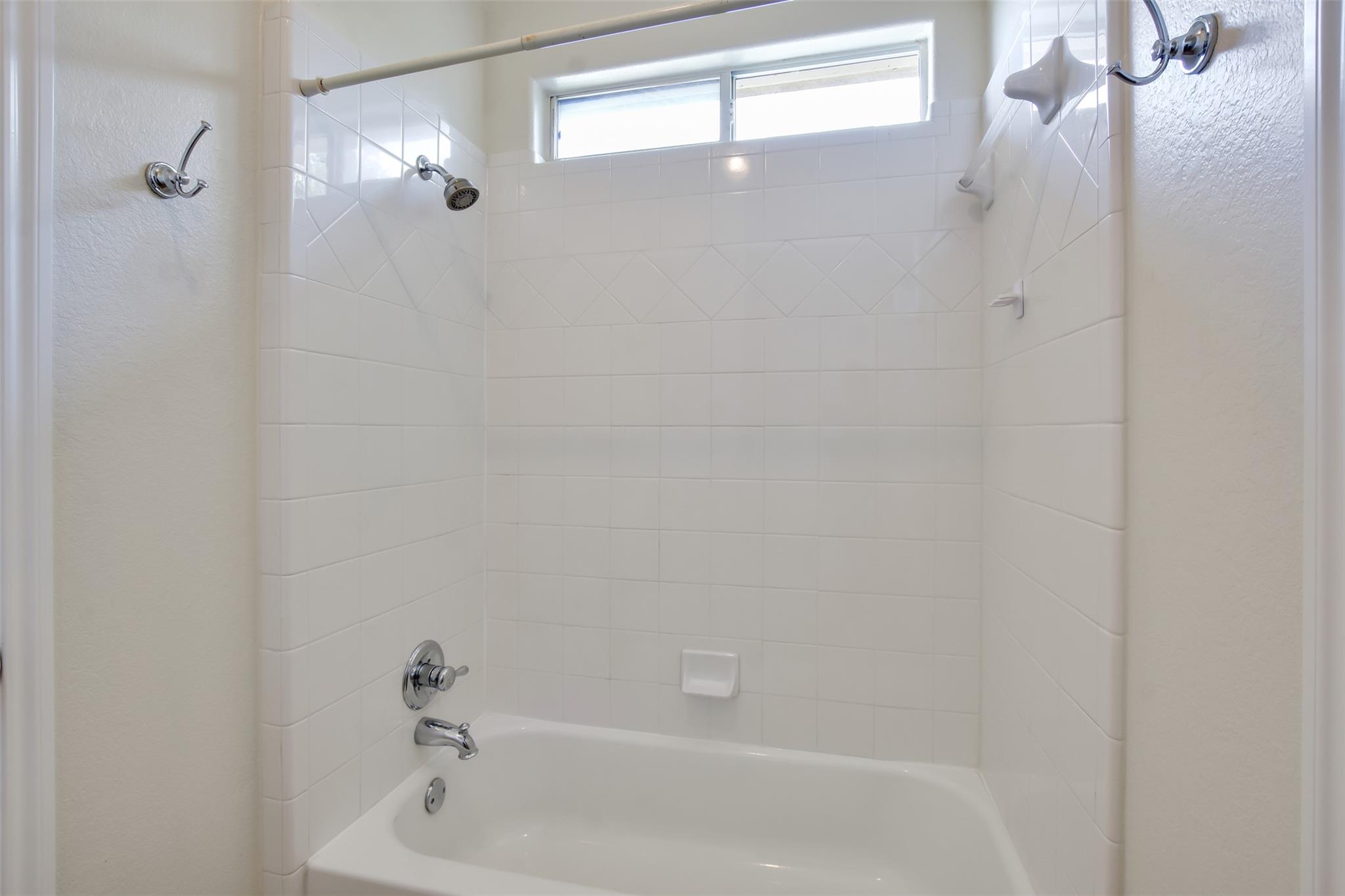 2000 Mcillwain Cv Property Photo 32