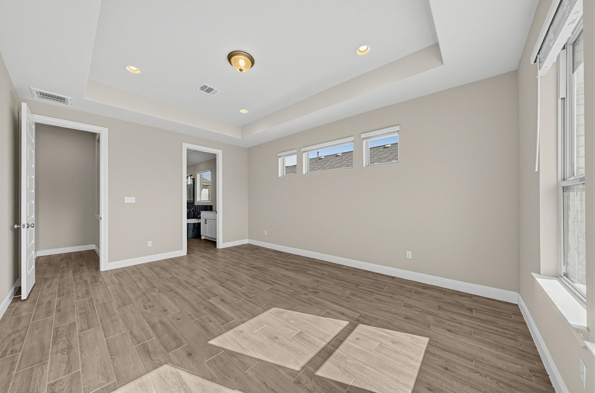 734 Treadwell Ln Property Photo 15