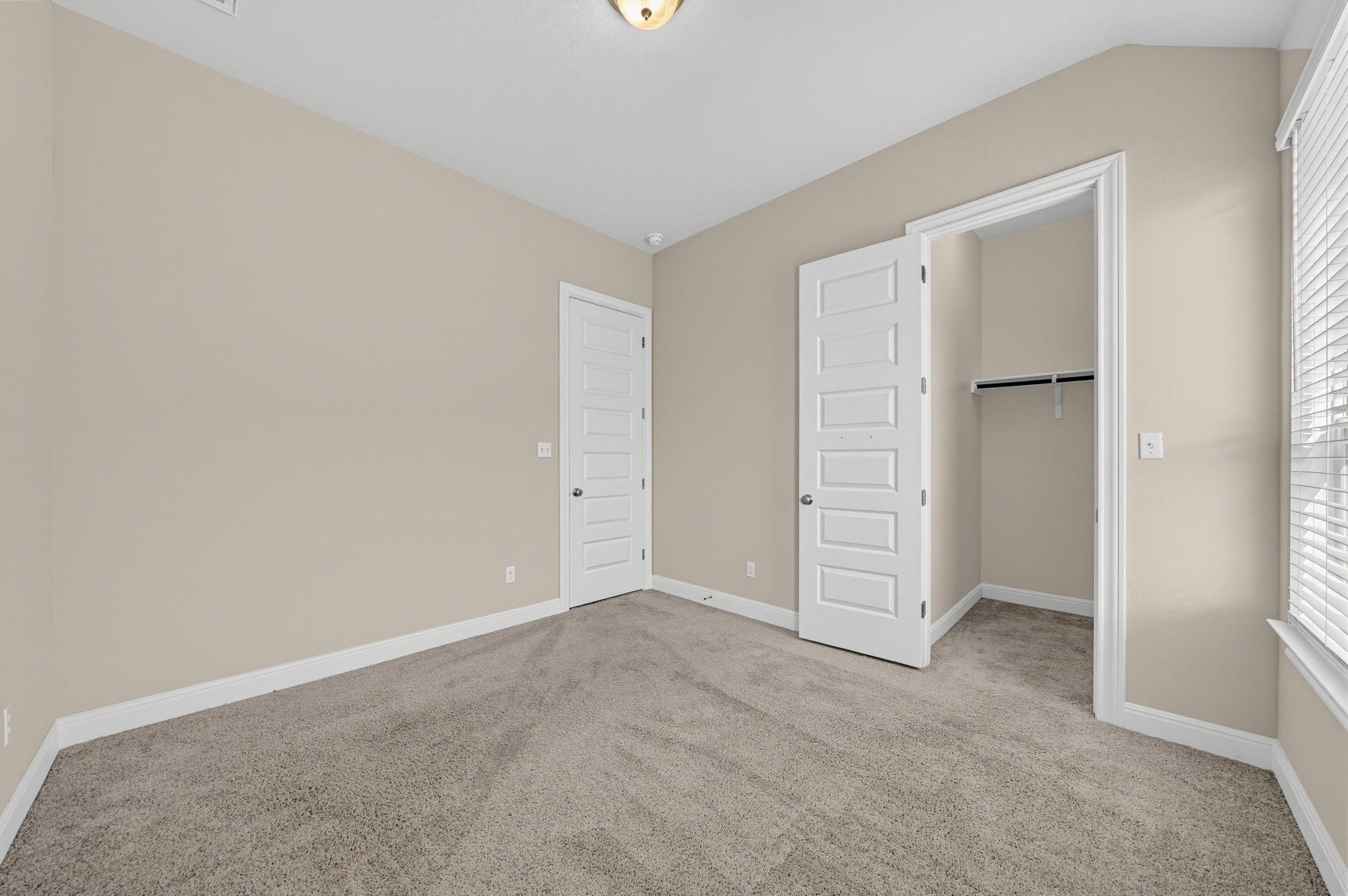 734 Treadwell Ln Property Photo 21