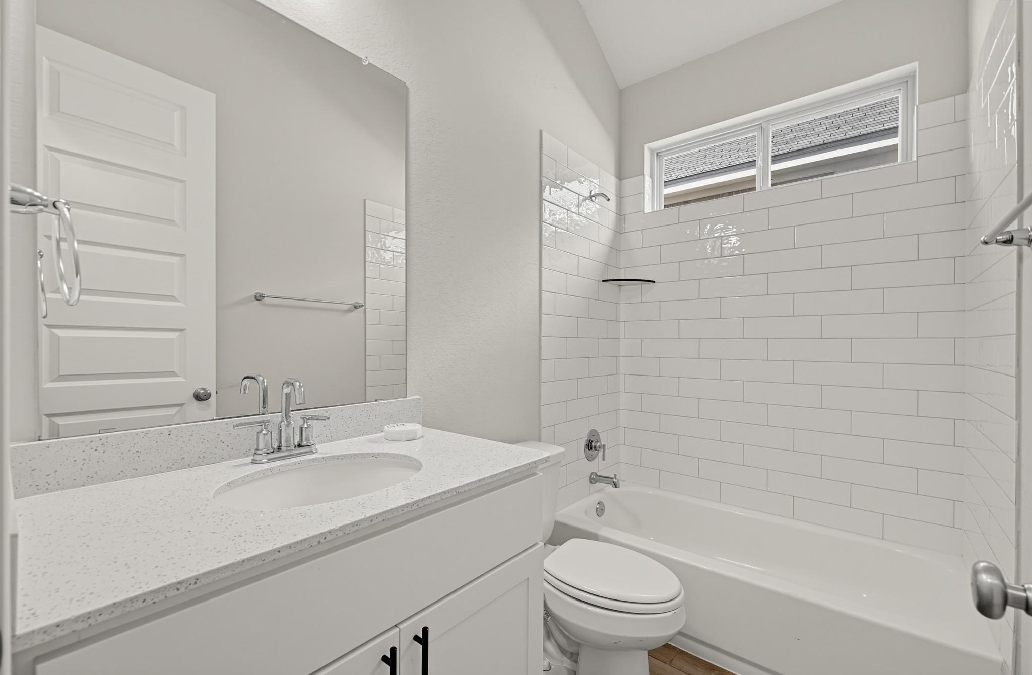 734 Treadwell Ln Property Photo 25