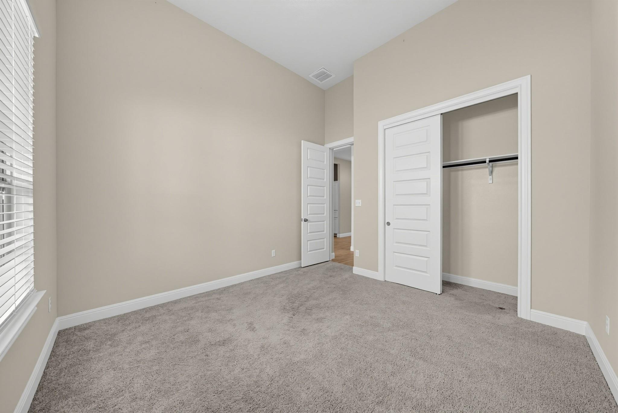 734 Treadwell Ln Property Photo 26
