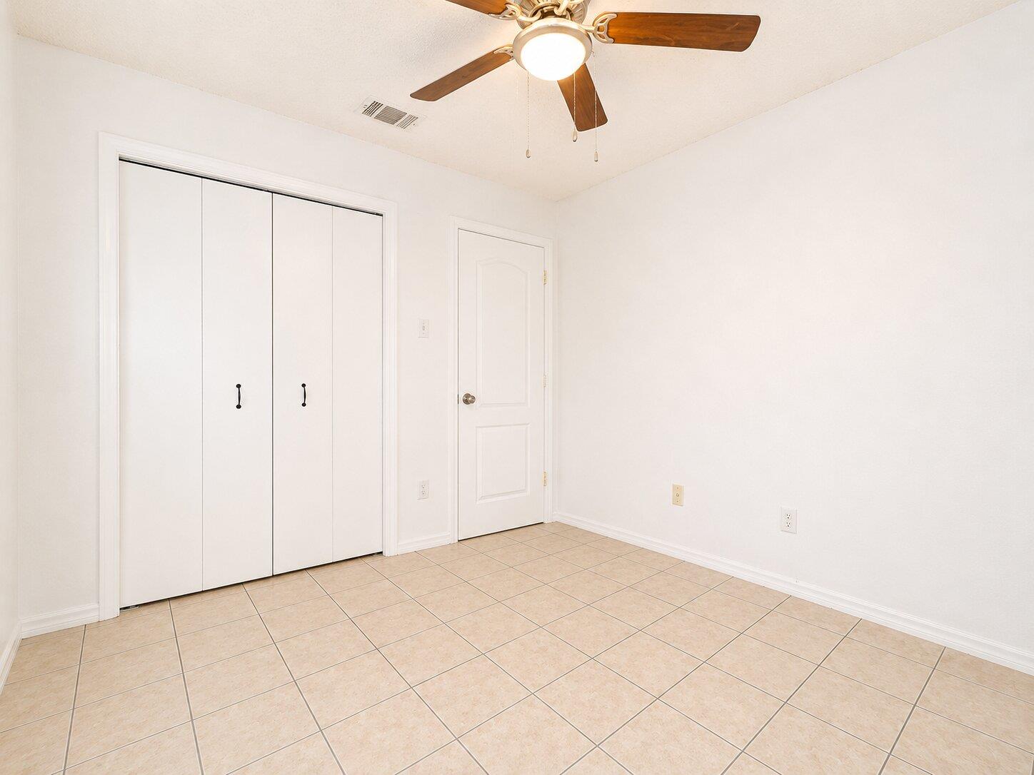 4009 Stonebridge Dr #a Property Photo 5