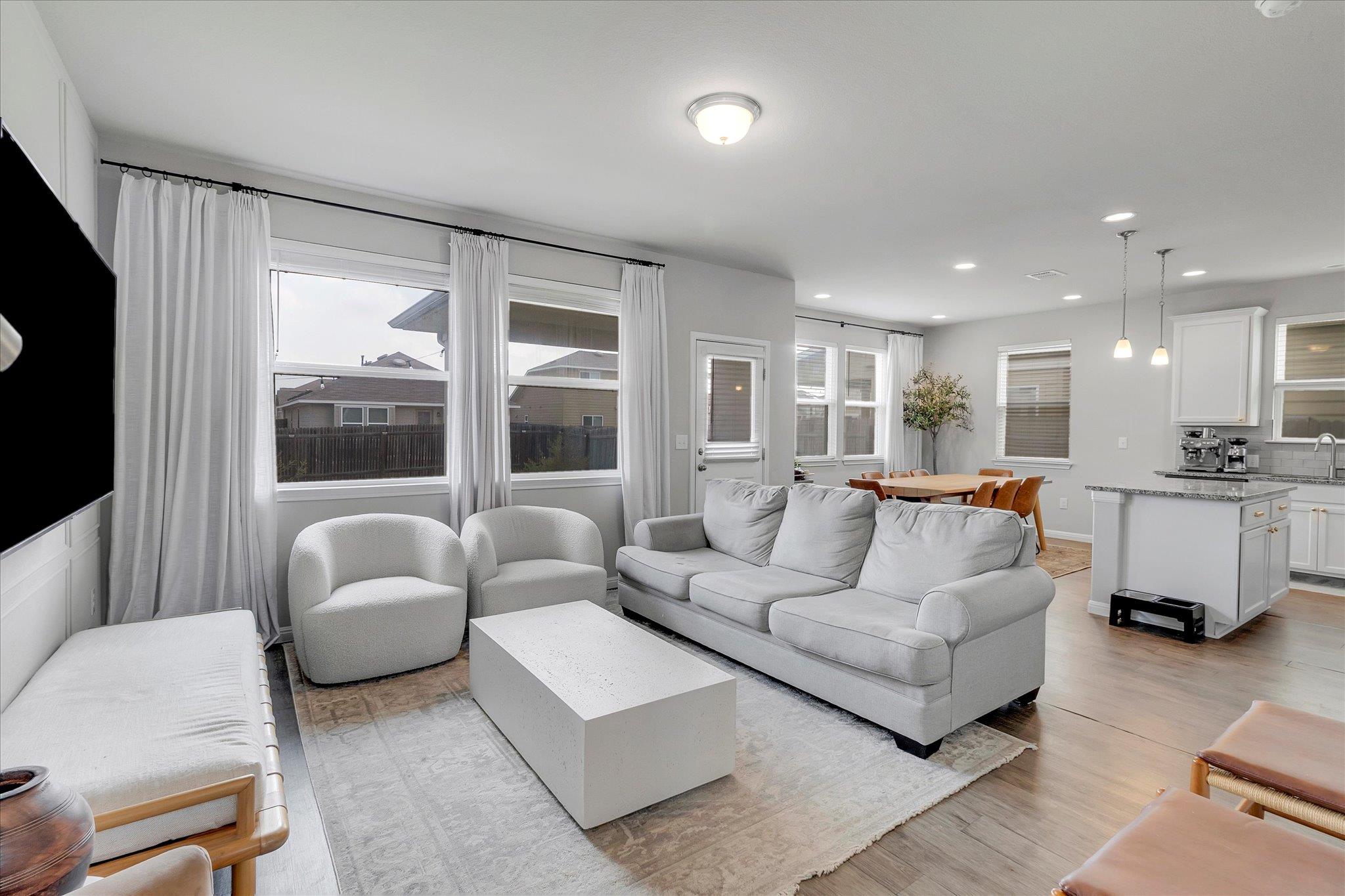 6212 Andes Peak Trl Property Photo 1