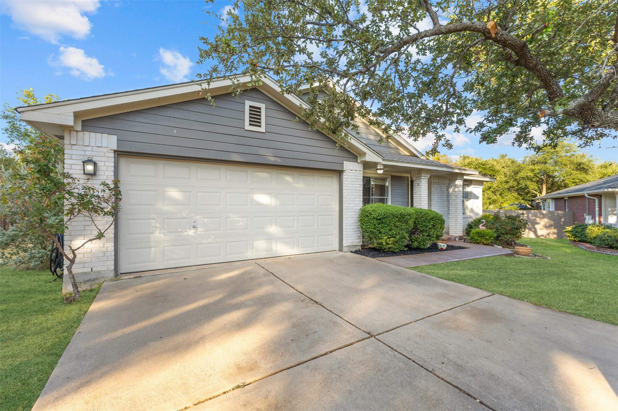 1022 Balanced Rock Pl Property Photo 2