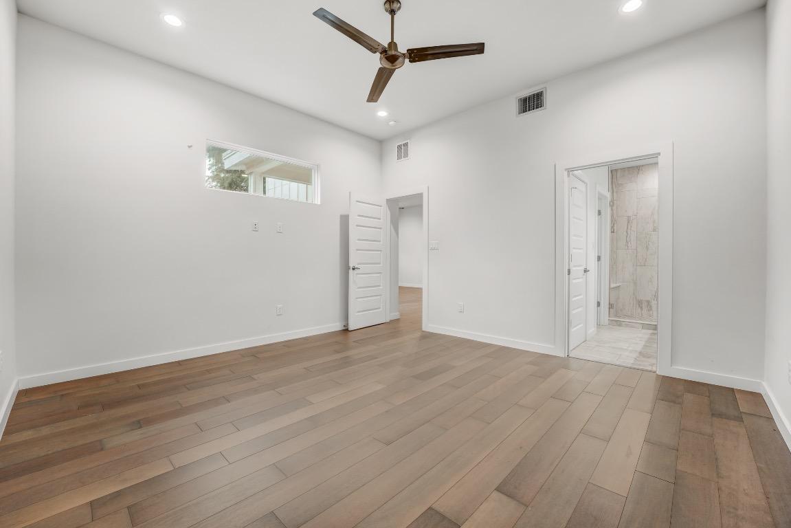 6406 Santos St #a Property Photo 9