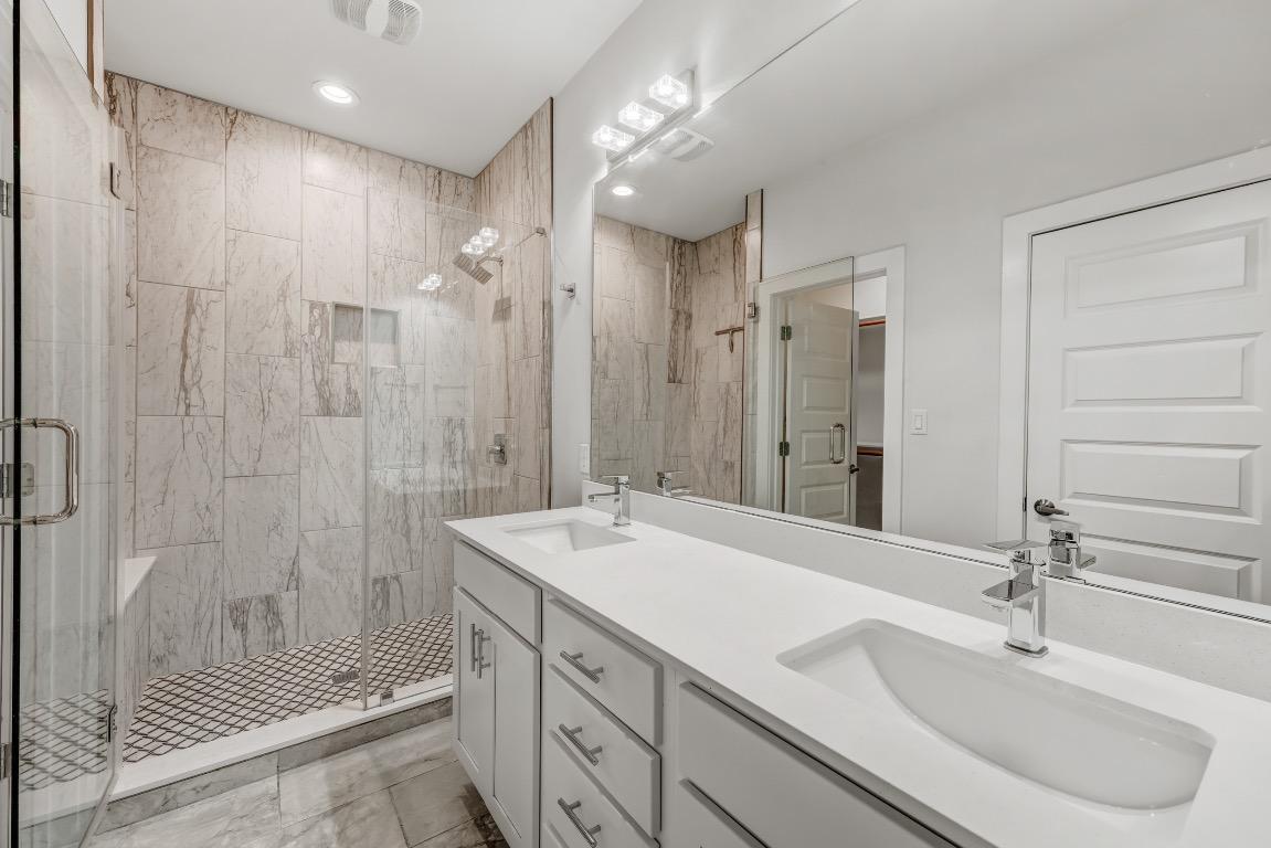 6406 Santos St #a Property Photo 10