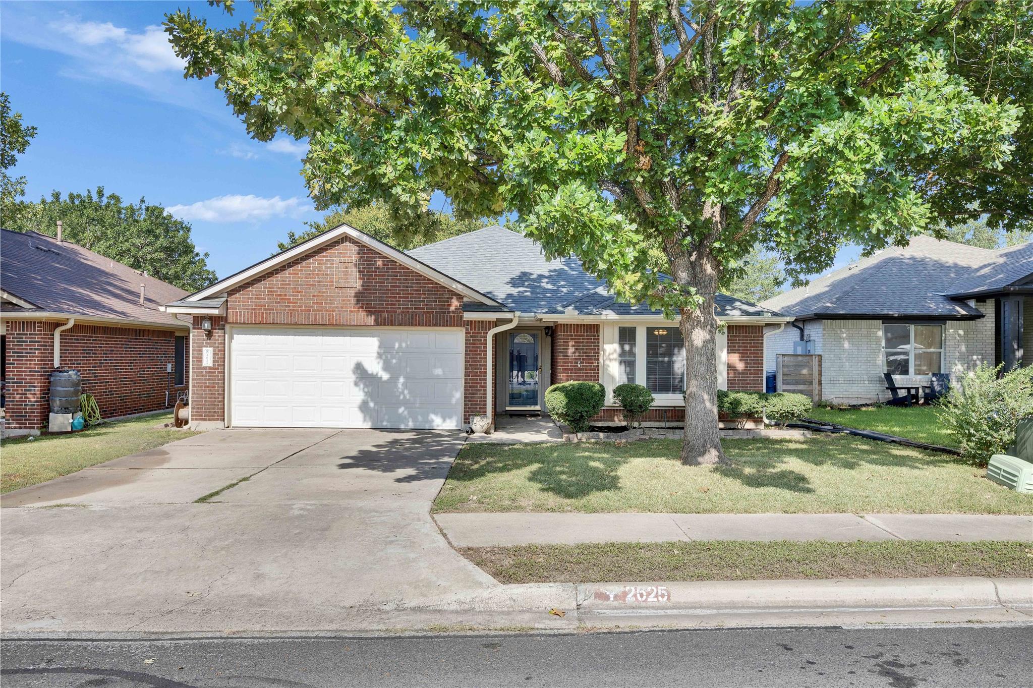 2625 Gate Ridge Dr Property Photo 1