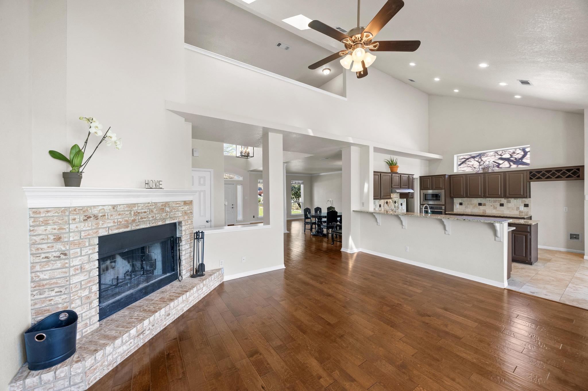 30221 Oak Tree Dr Property Photo 5