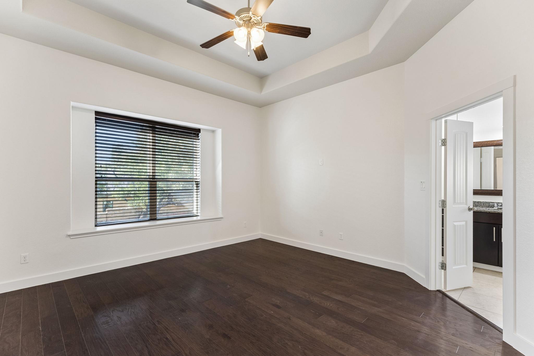 2604 Lou Hollow Pl Property Photo 11
