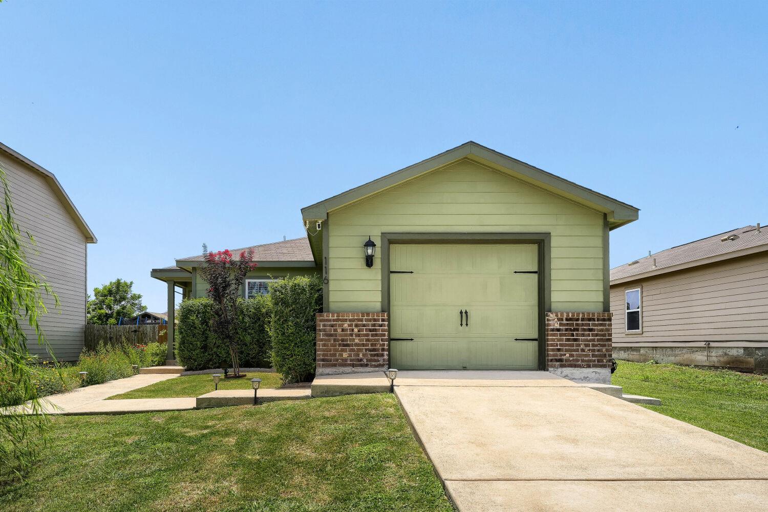 116 Millers Loop Property Photo 4