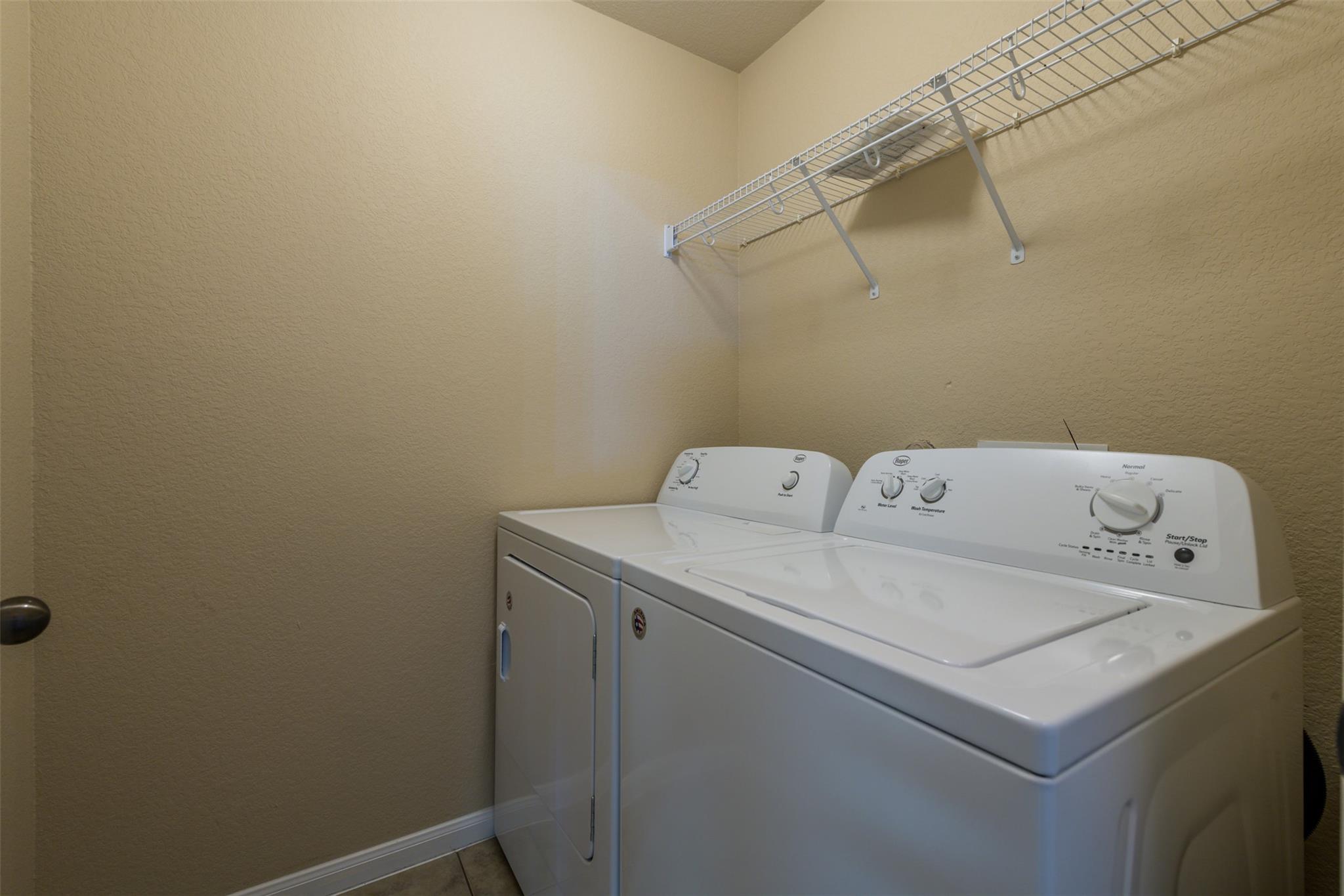 4423 Meadowside Ln Property Photo 18