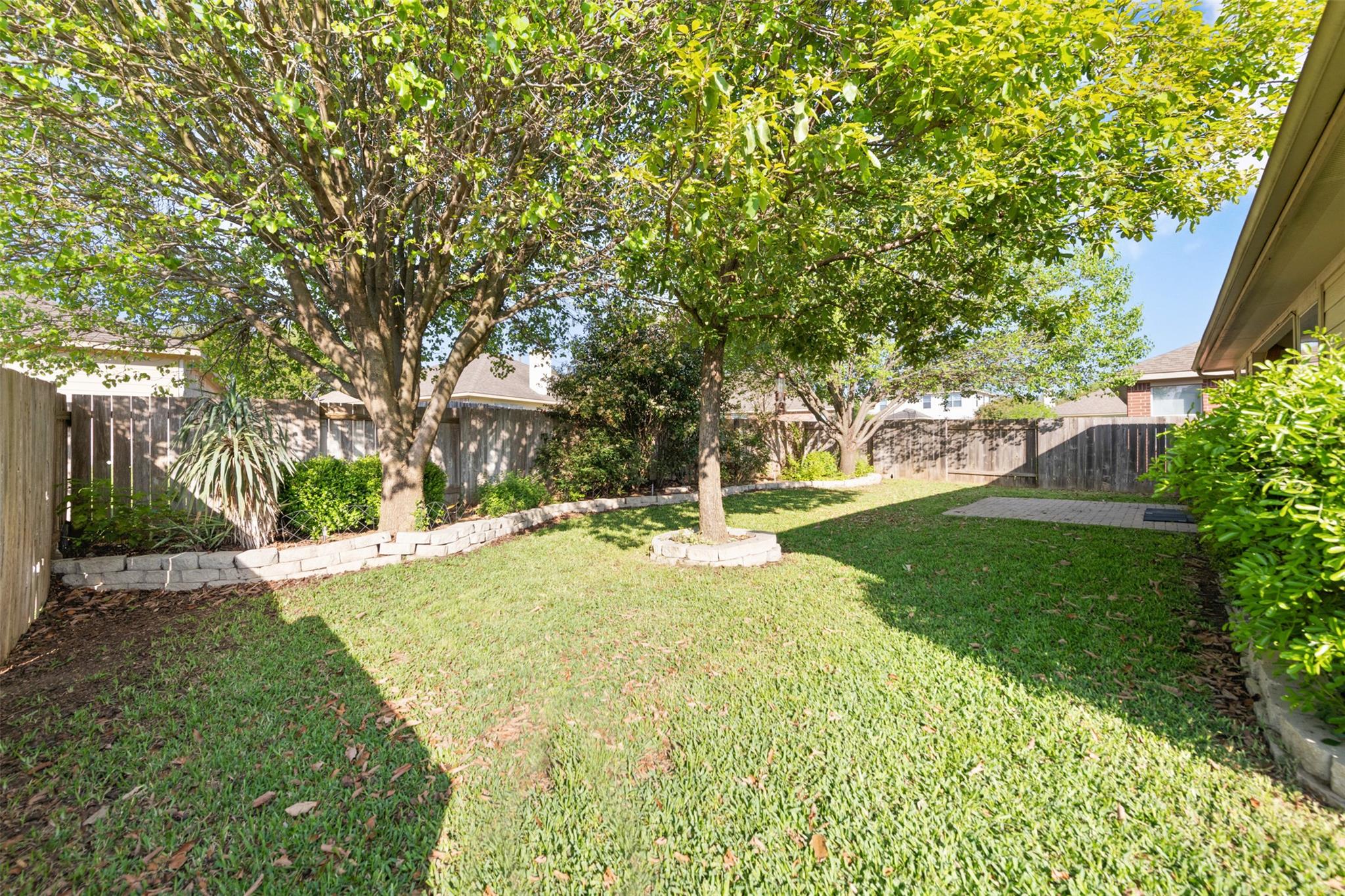 4423 Meadowside Ln Property Photo 20