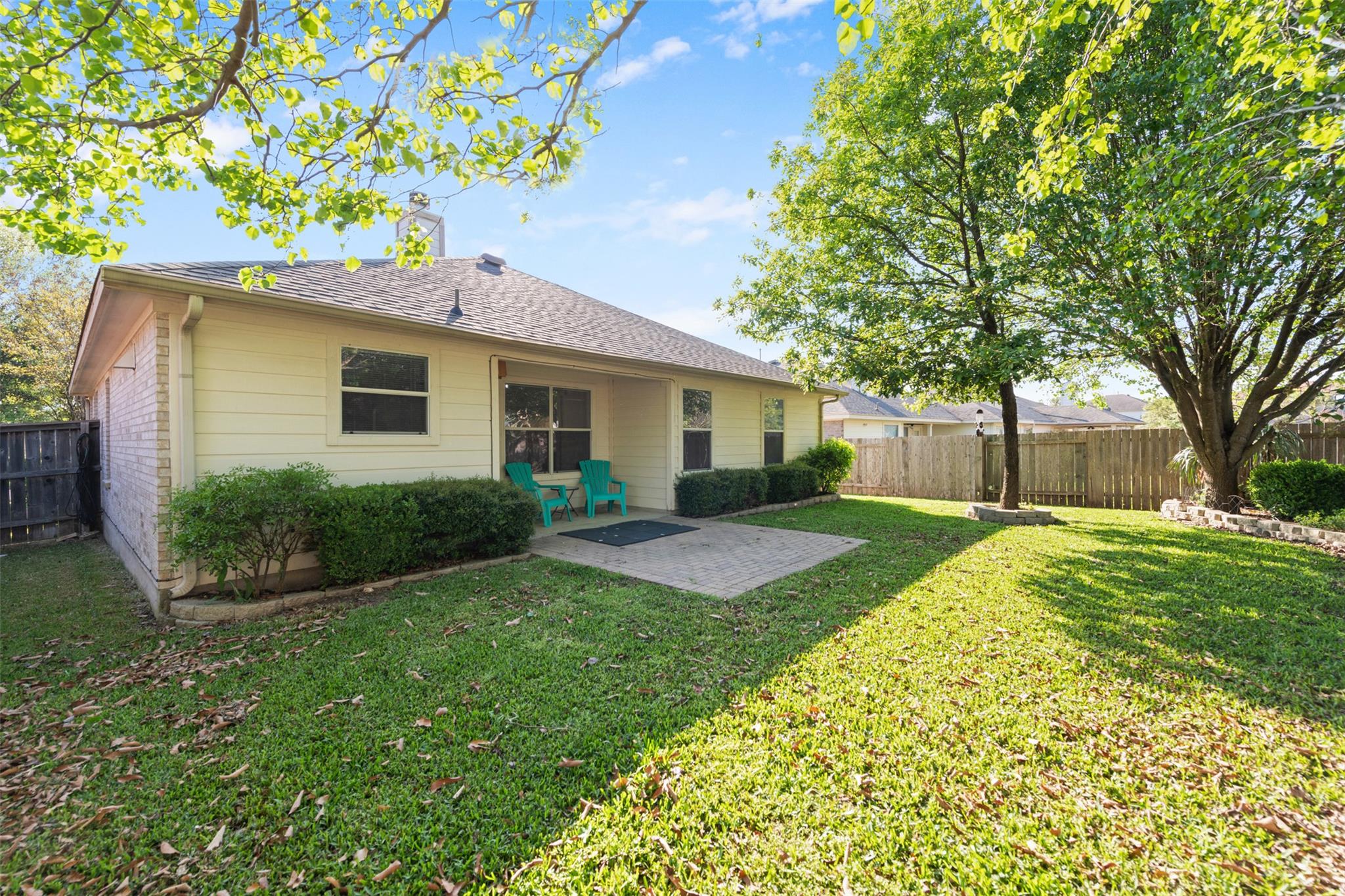 4423 Meadowside Ln Property Photo 22