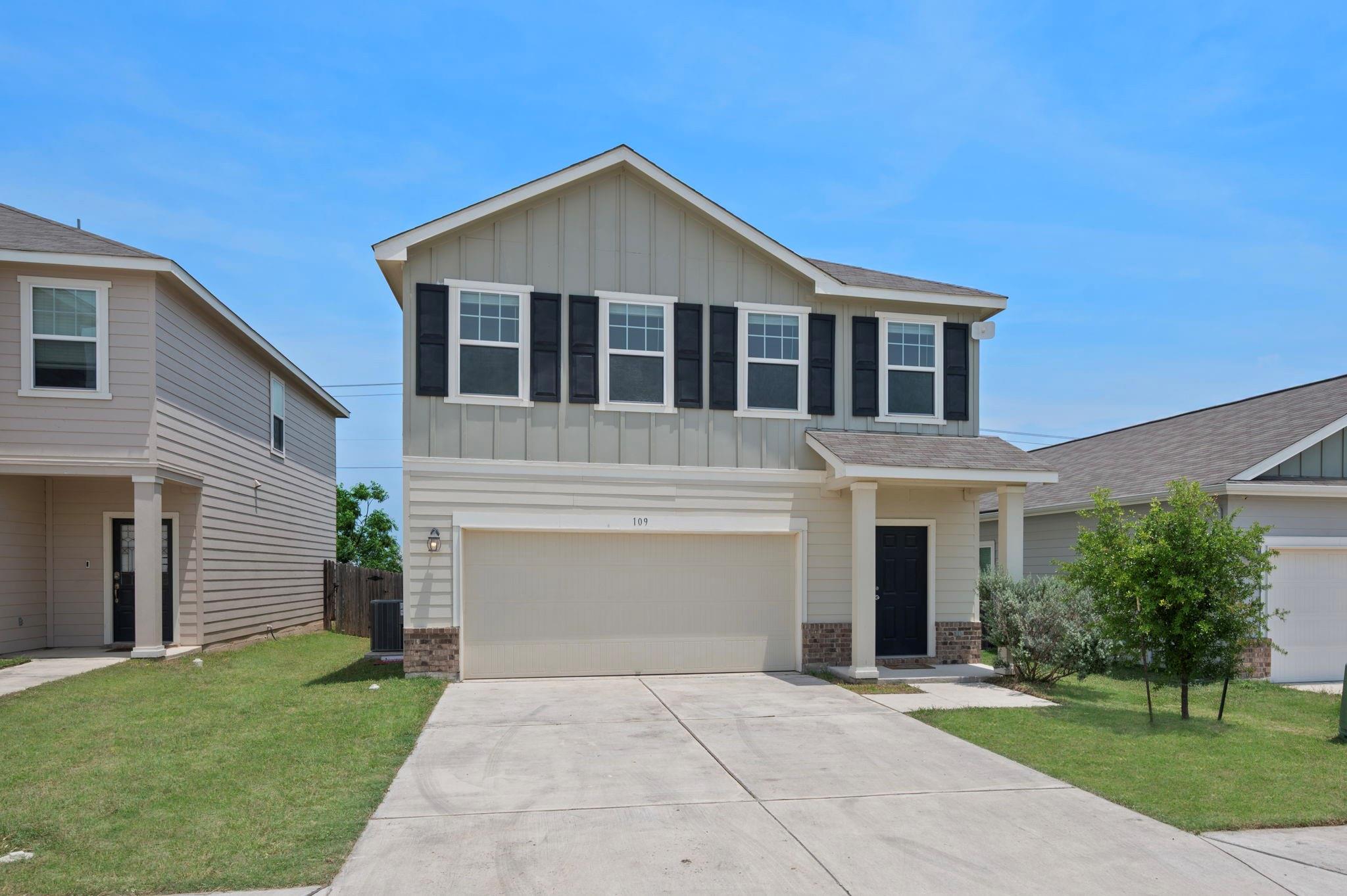 109 Circe Dr Property Photo