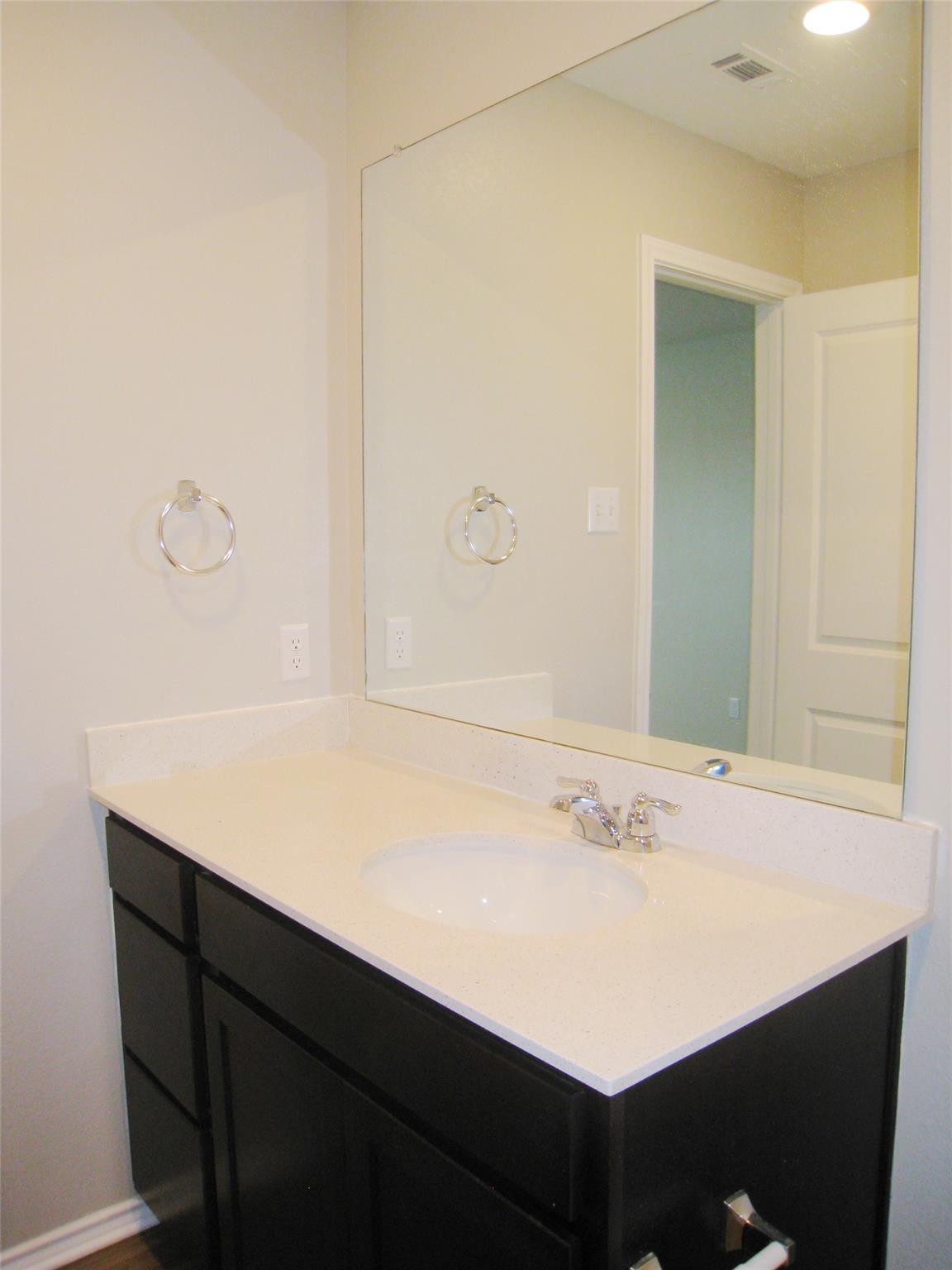 229 Geode Gln Property Photo 12