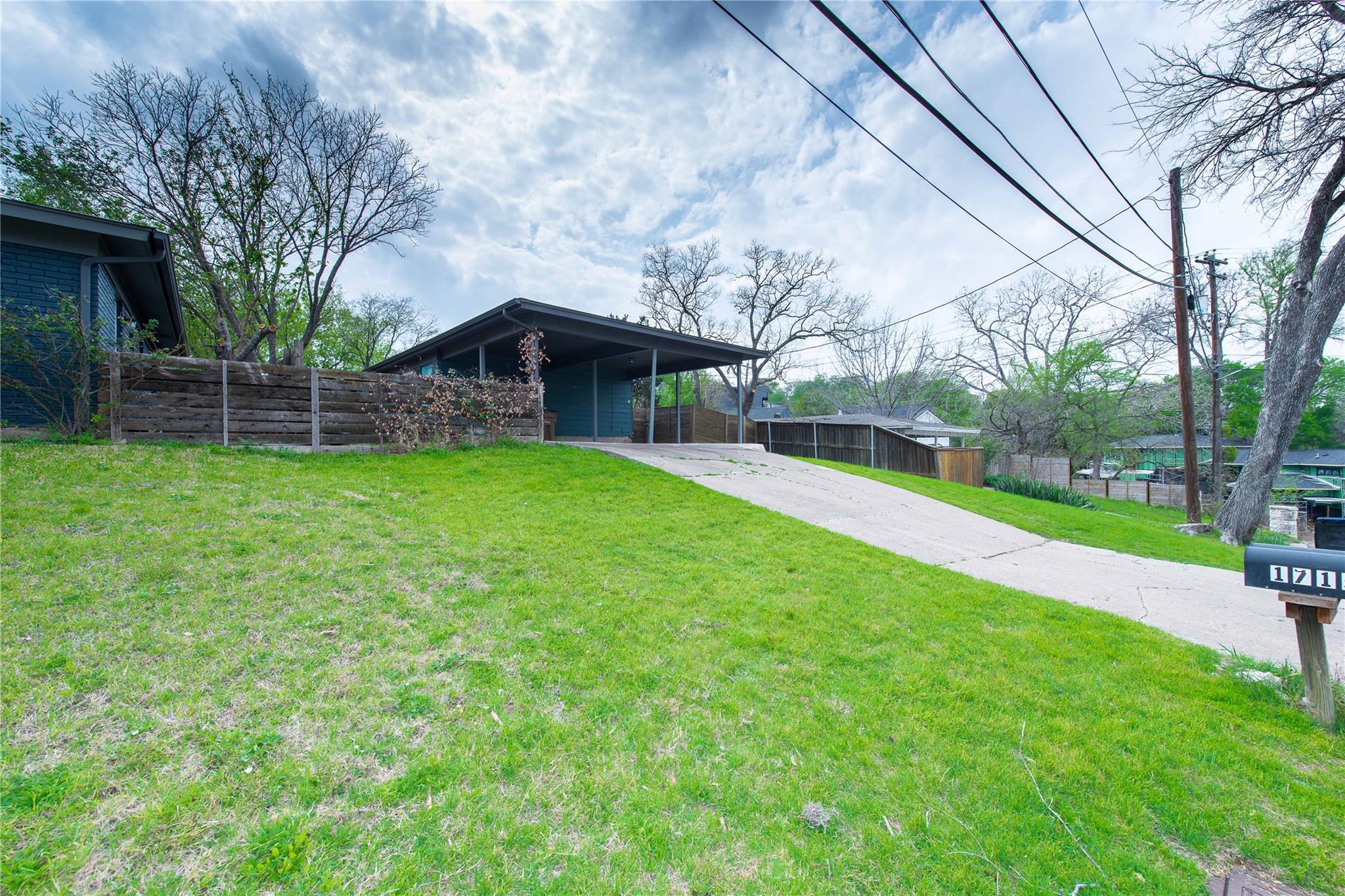 1715 Taylor Gaines St #a Property Photo 27