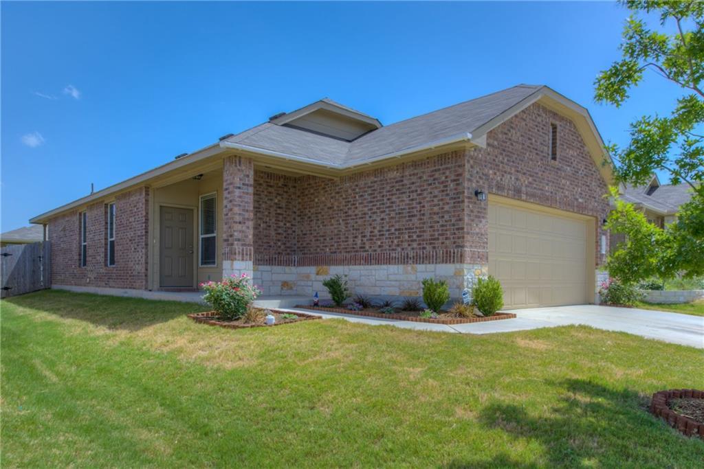 564 Moonwalker Trl Property Photo 1