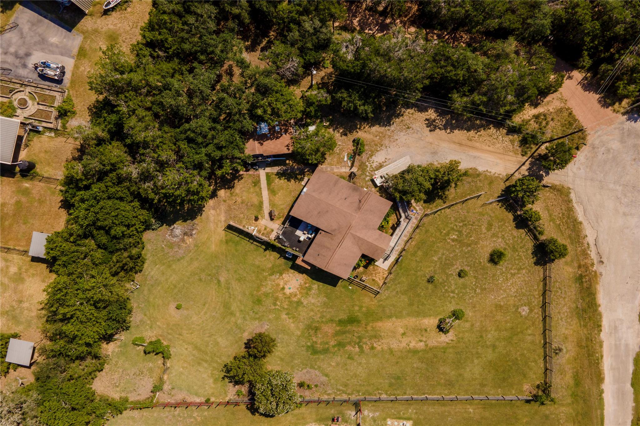 11904 Fitzhugh Corners Rd Property Photo 5