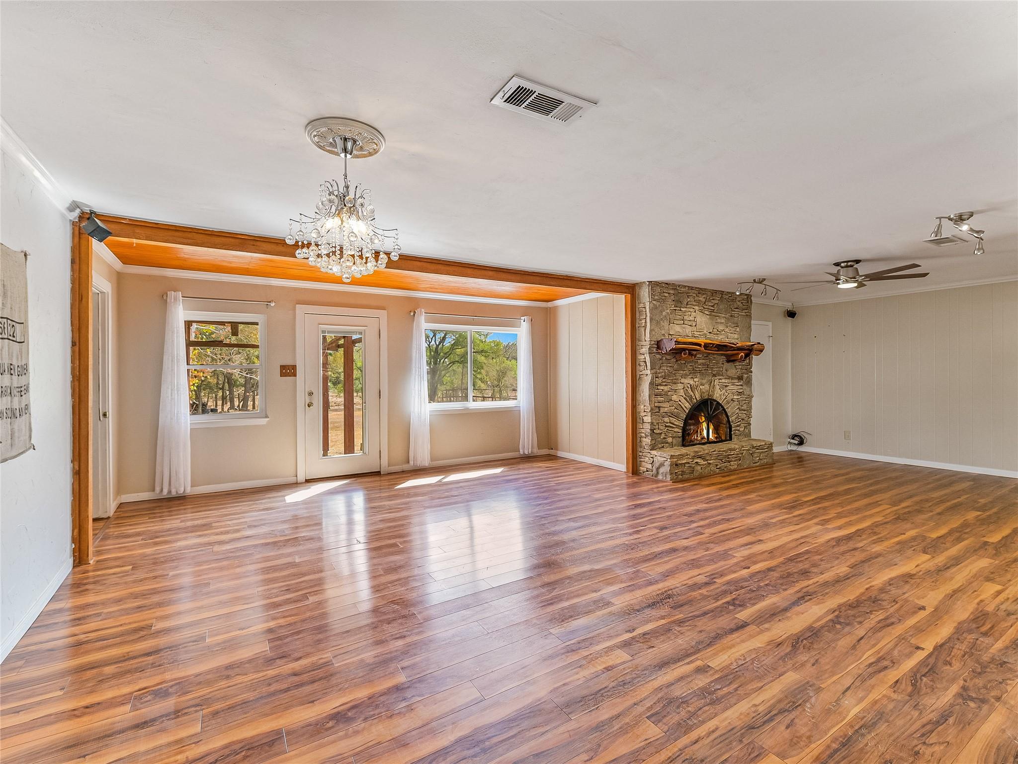 208 Leveritts Loop Property Photo 8