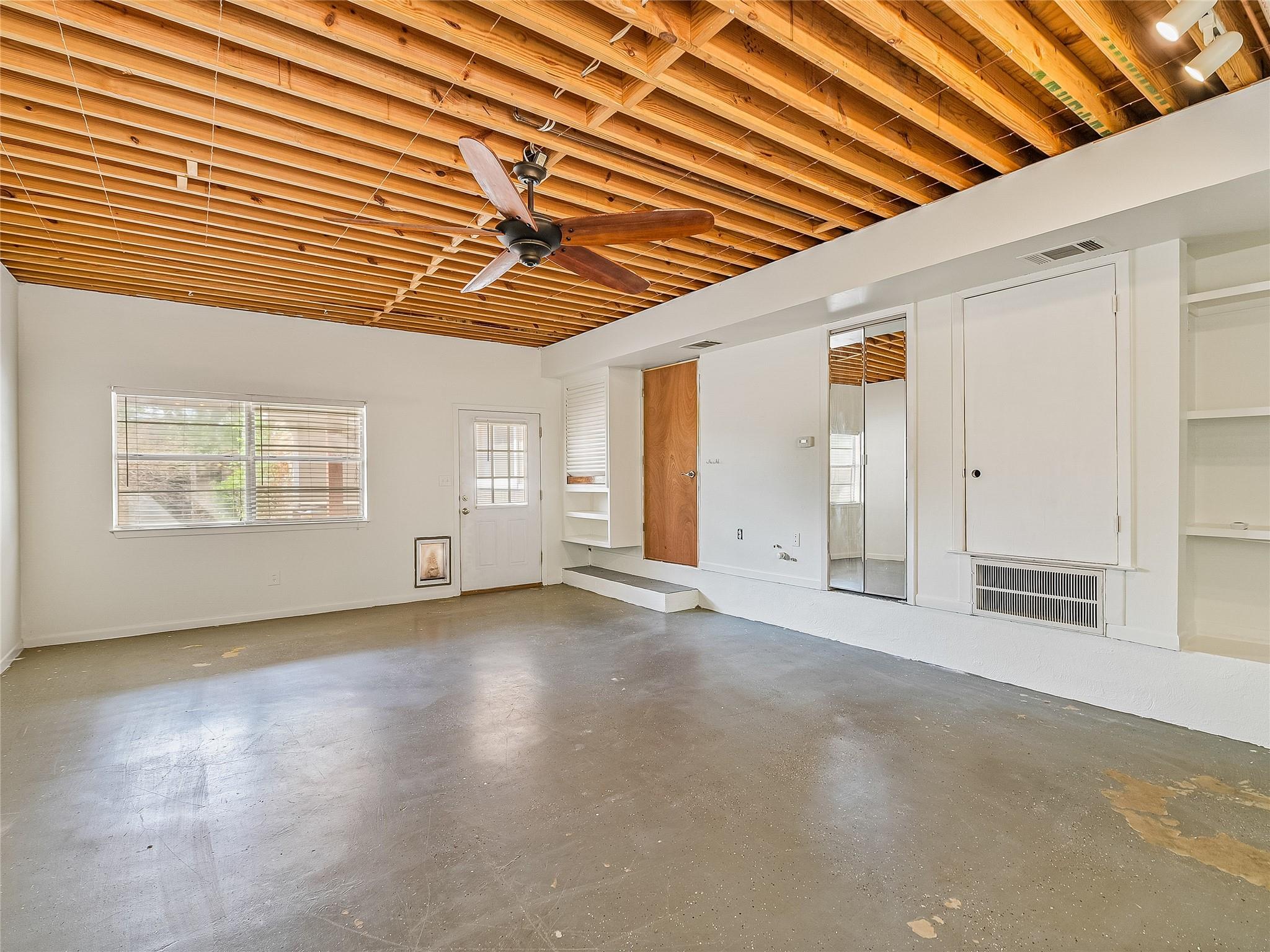 208 Leveritts Loop Property Photo 17