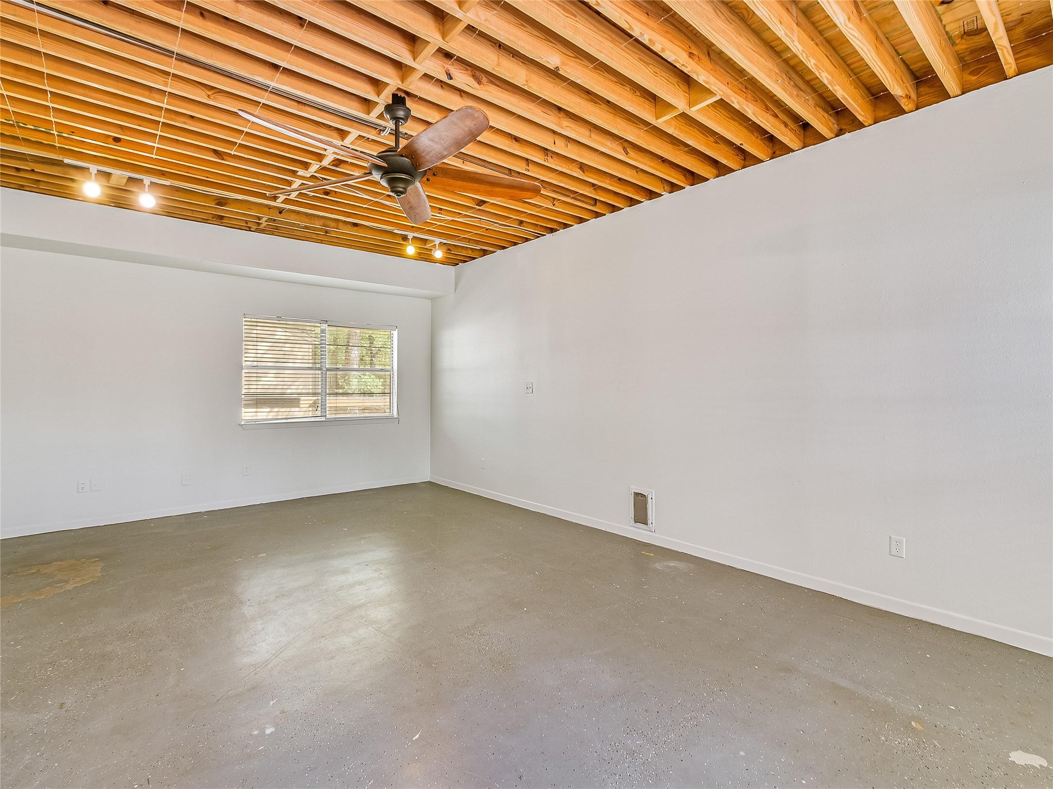 208 Leveritts Loop Property Photo 18