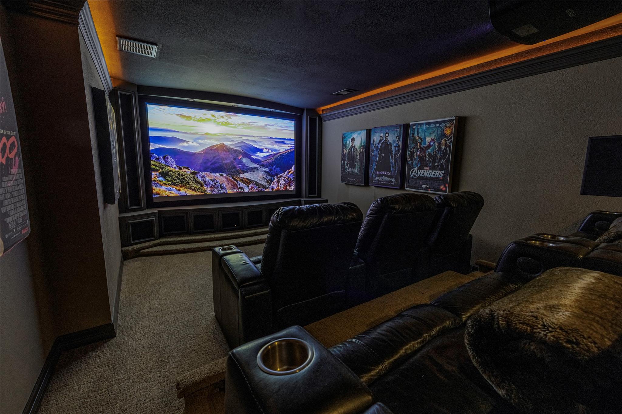 10903 Cade Cir Property Photo 2