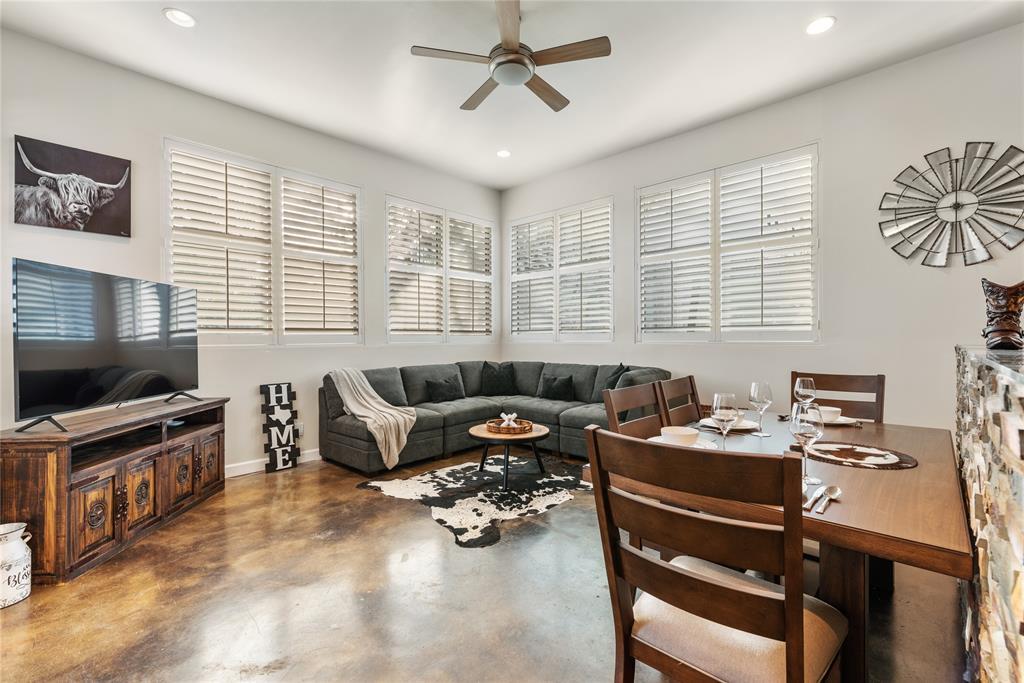 2612 Carnarvon Ln #b Property Photo 9