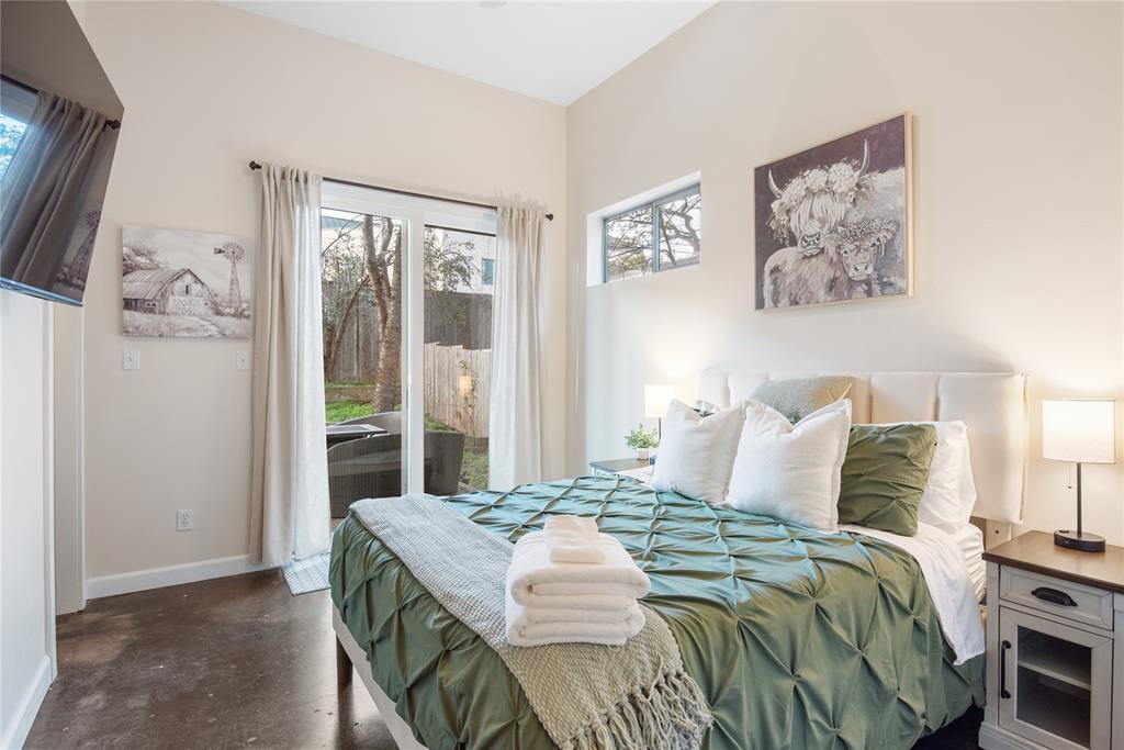 2612 Carnarvon Ln #b Property Photo 22