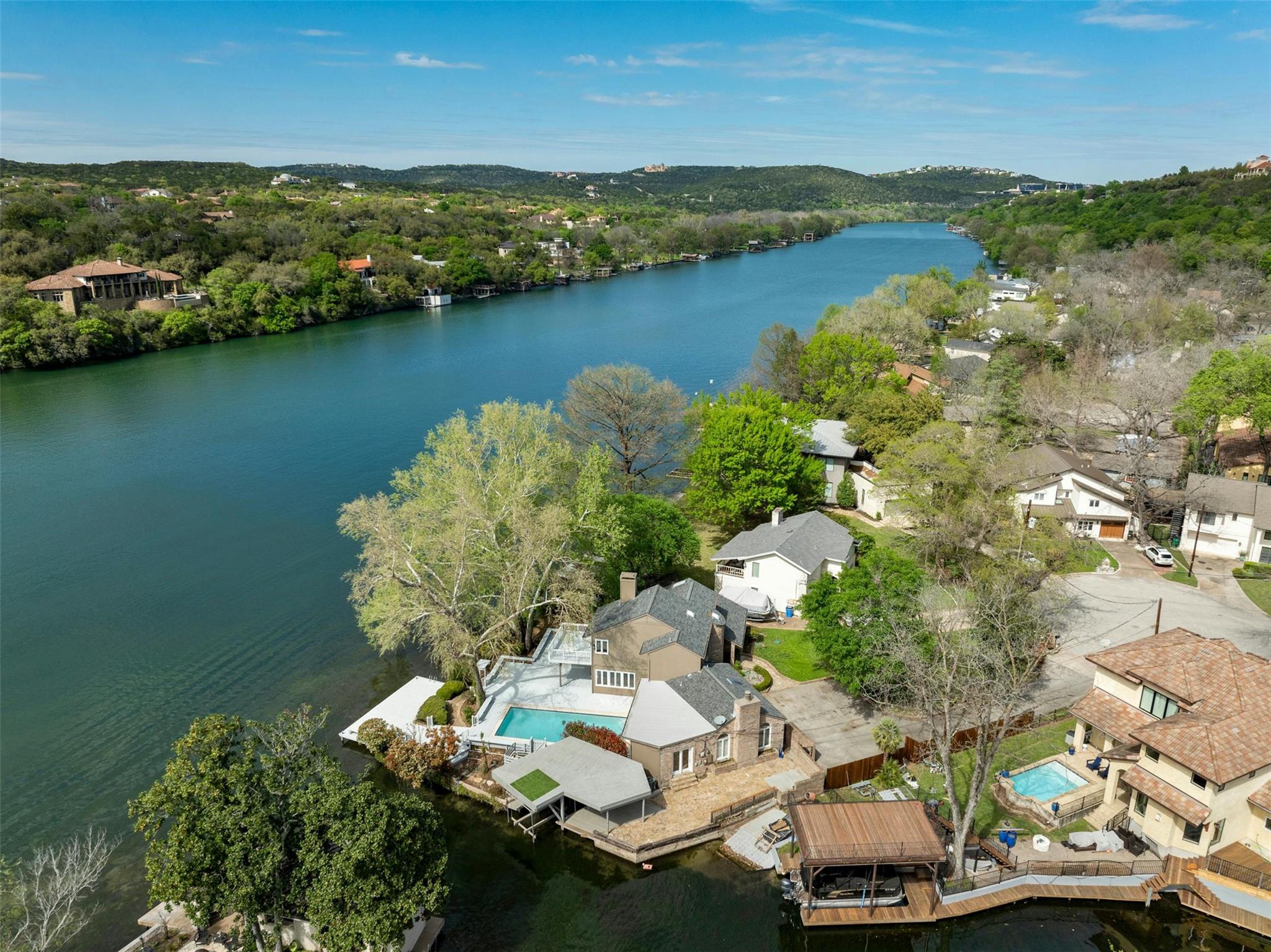 6707 Troll Hvn Property Photo 3