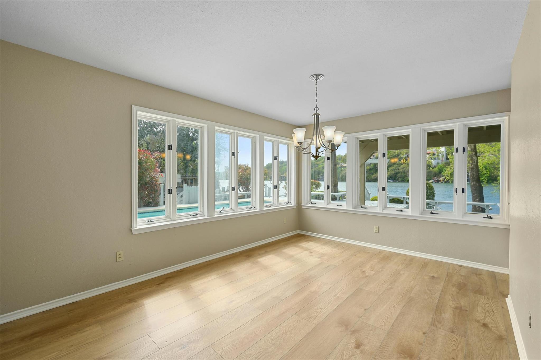 6707 Troll Hvn Property Photo 11