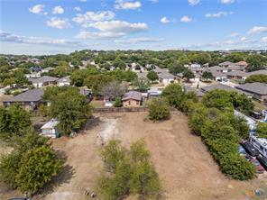 921 Ashwood Dr Property Photo 8